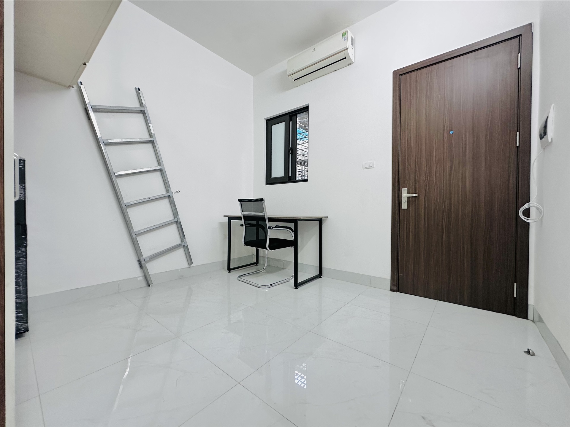 Phòng trọ Duplex 25m2 tại CT House Trần Quốc Vượng - Cầu Giấy - Phòng khách