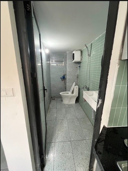 Phòng trọ Studio 30m2 tại AN House Nguyễn Khánh Toàn - Cầu Giấy - Phòng tắm