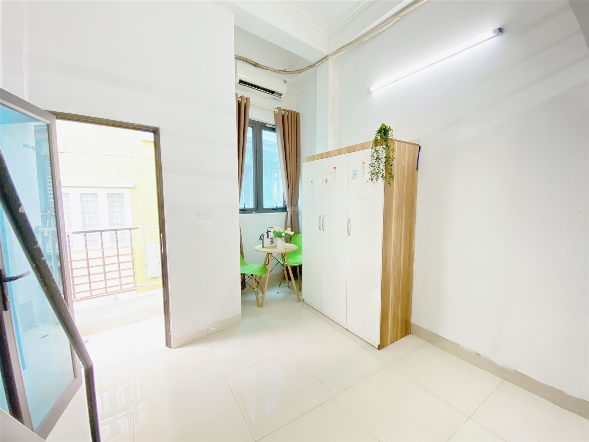 Phòng trọ Duplex 20m2 tại Suha Home Trần Thái Tông - Cầu Giấy - Phòng khách