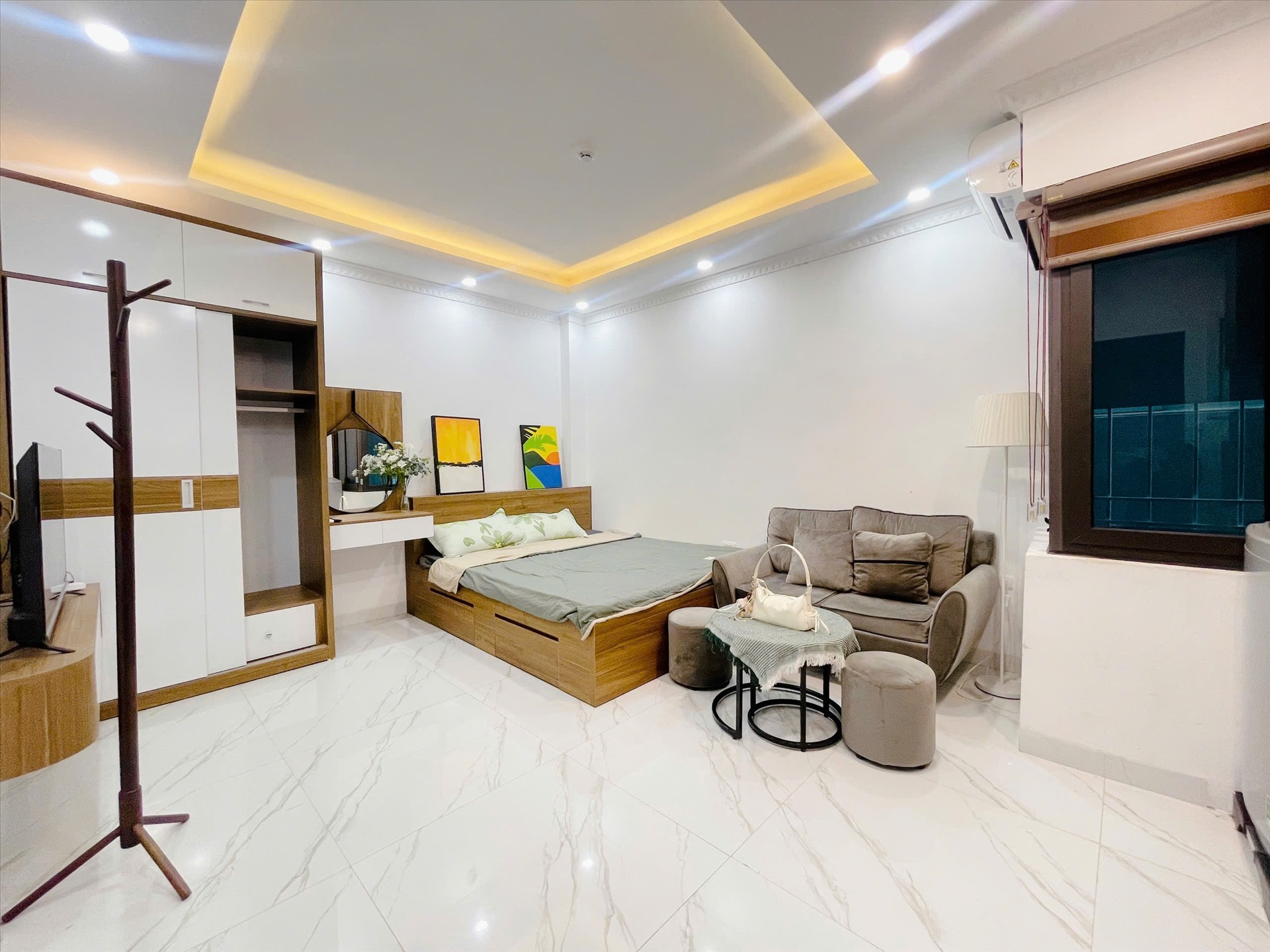 Phòng trọ Studio 25m2 tại Suha Home Đội Cấn - Ba Đình - Phòng khách