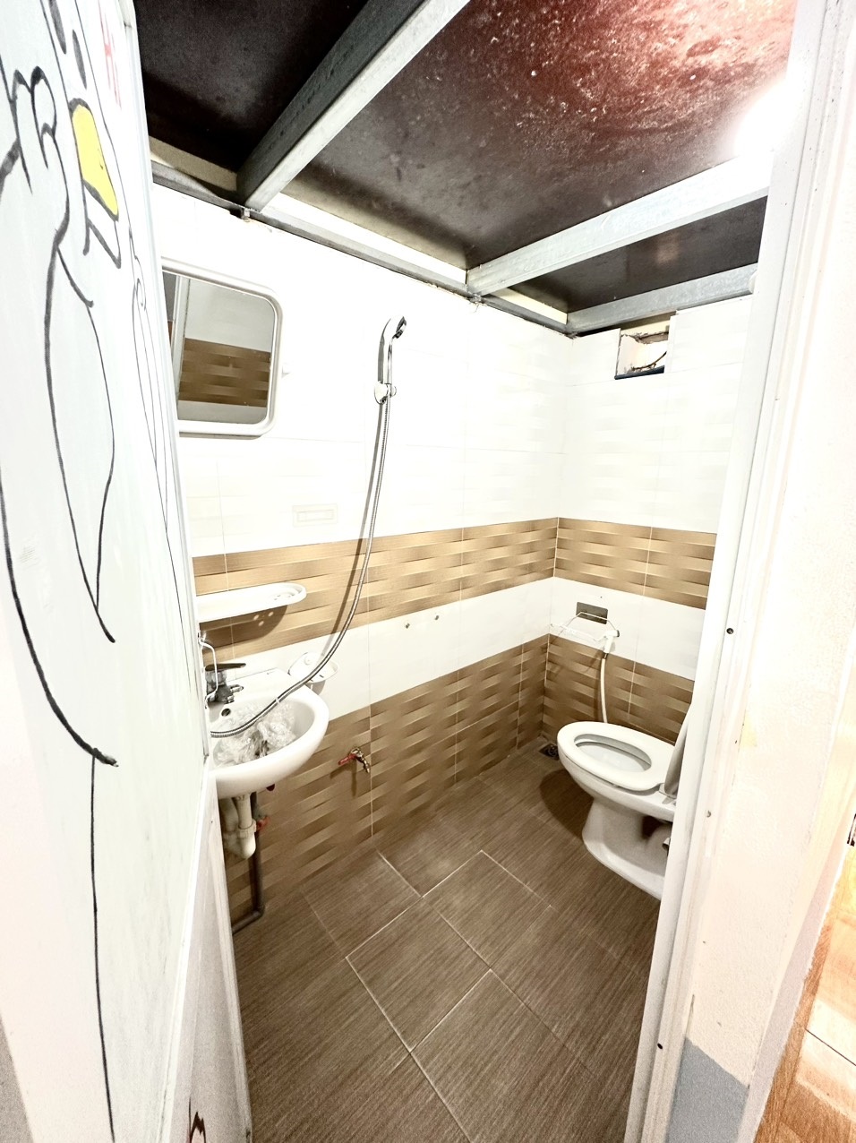 Phòng trọ Studio 20m2 tại Trường Trịnh Home Kim Giang - Hoàng Mai - Phòng tắm