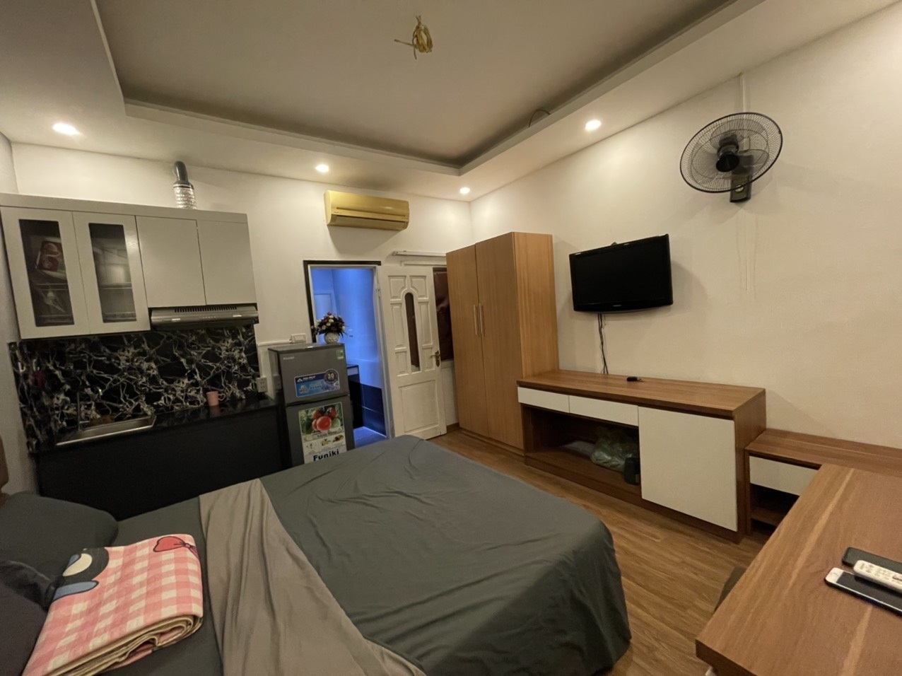 Phòng trọ Studio 25m2 tại Sunny Apartment Trần Duy Hưng - Cầu Giấy - Phòng ngủ