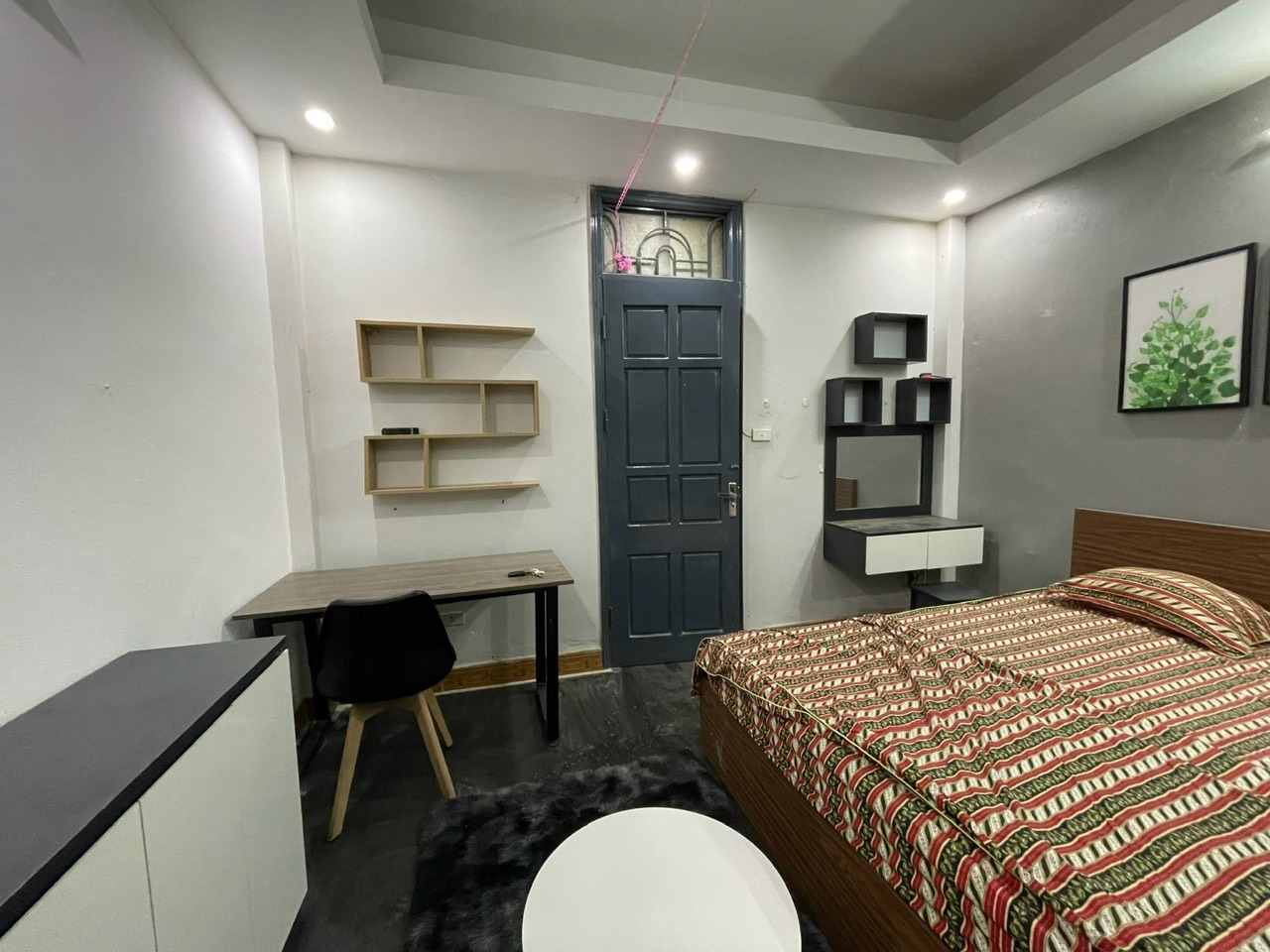 Phòng trọ Studio 30m2 tại Sunny Apartment Quan Nhân - Thanh Xuân - Góc làm việc
