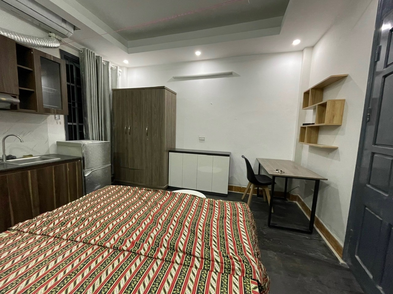Phòng trọ Studio 30m2 tại Sunny Apartment Quan Nhân - Thanh Xuân - Phòng ngủ