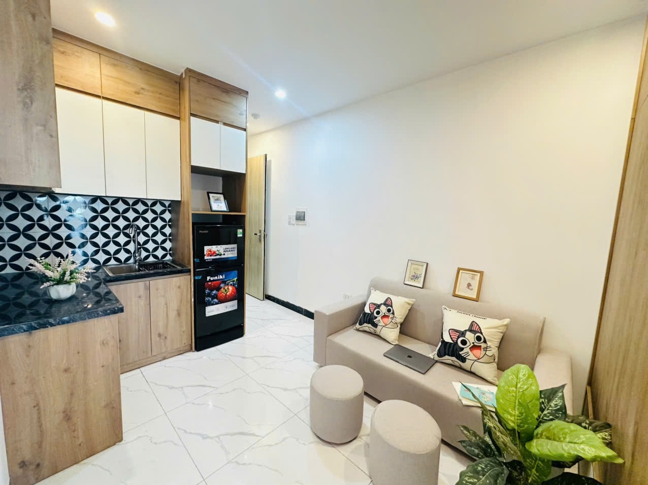 Phòng trọ 1 Phòng ngủ 28m2 tại NV Home 1 Xã Đàn - Đống Đa - Phòng khách