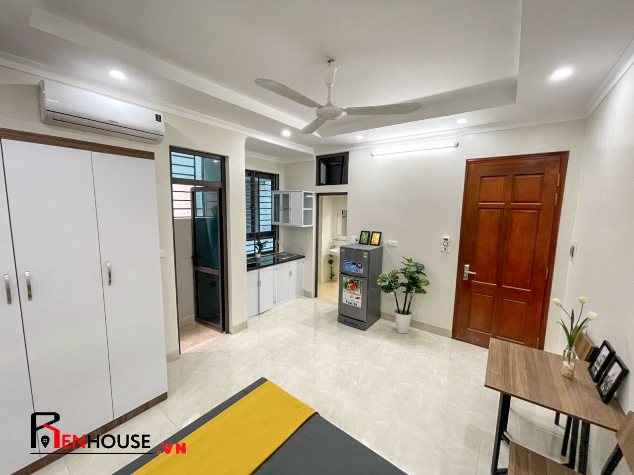 Phòng trọ Studio 30m2 tại RenHouse 1 Cầu Giấy - Cầu Giấy - Phòng ngủ