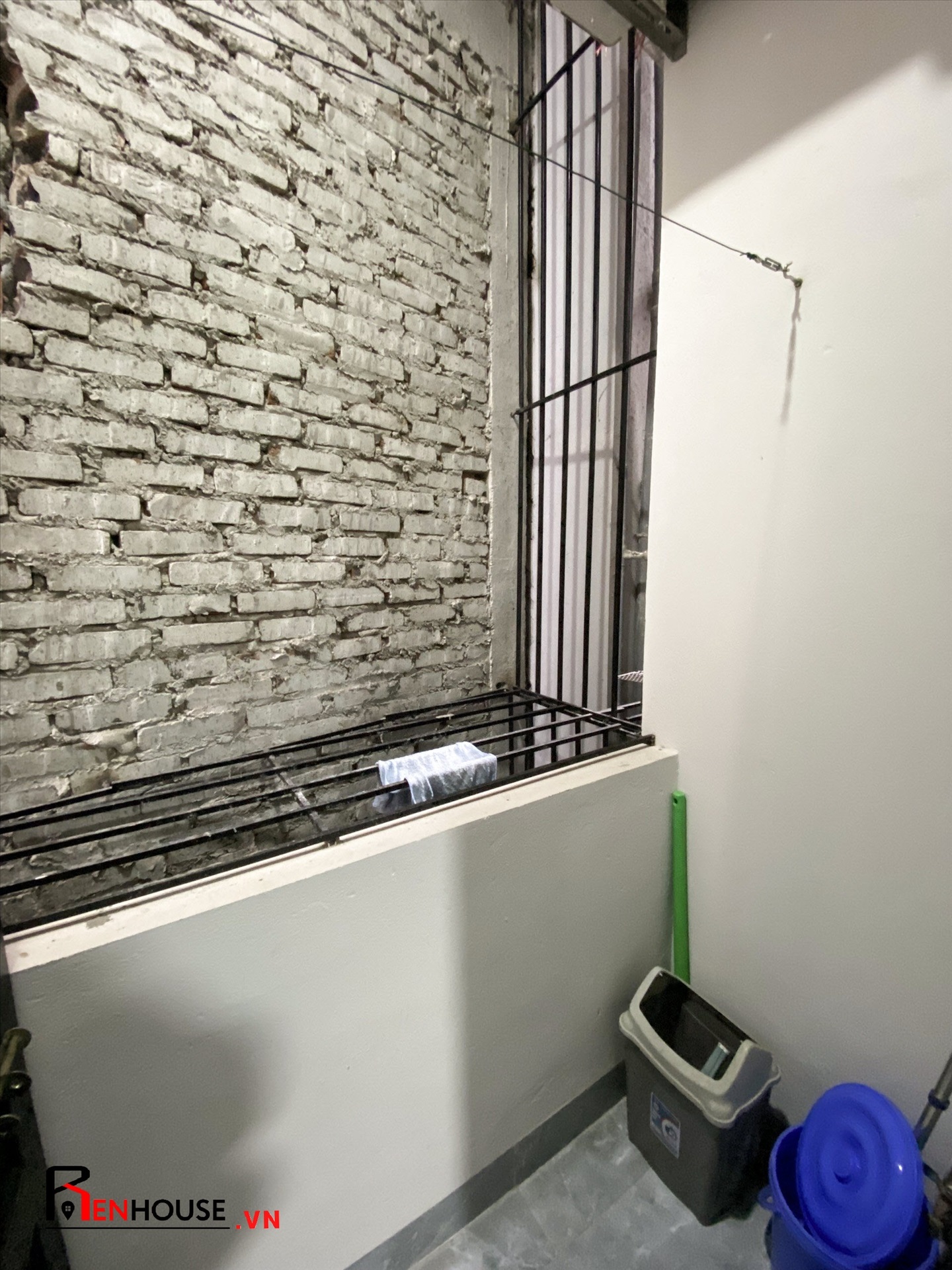 Phòng trọ Duplex 30m2 tại RenHouse 3 Trần Thái Tông - Cầu Giấy - Ban công