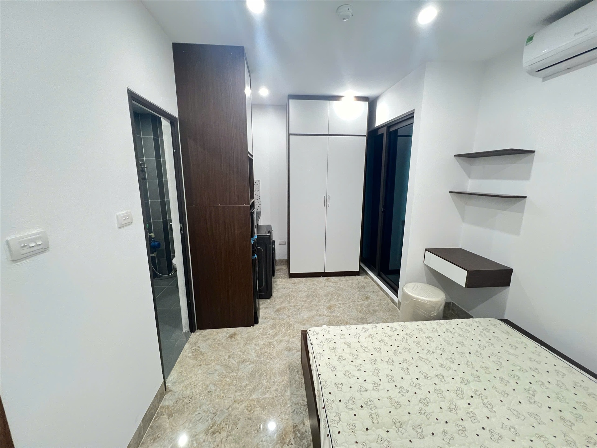 Phòng trọ Studio 25m2 tại NV Home Hào Nam - Đống Đa - Phòng ngủ