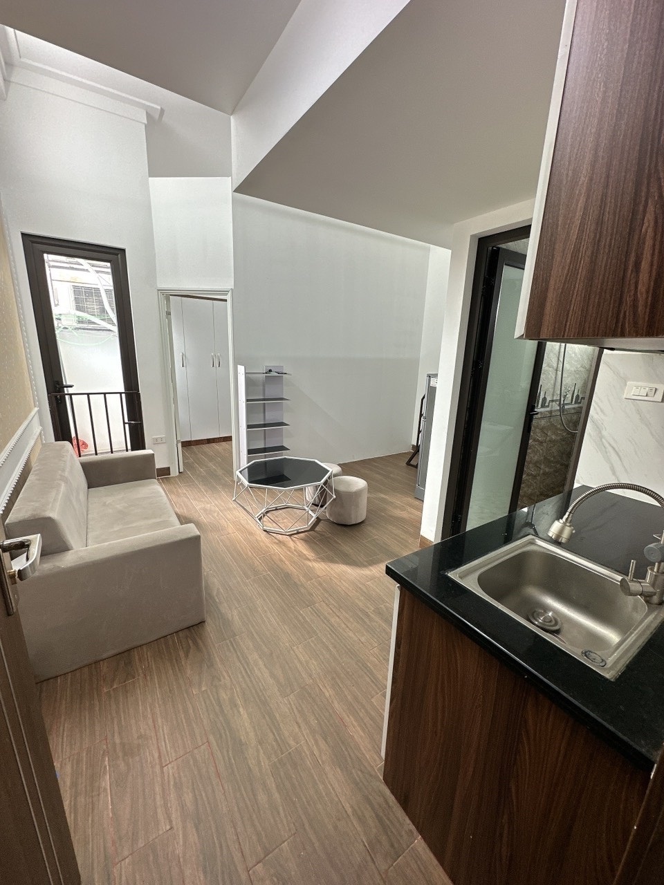 Phòng trọ Duplex 35m2 tại DH House Chính Kinh - Thanh Xuân - Phòng khách