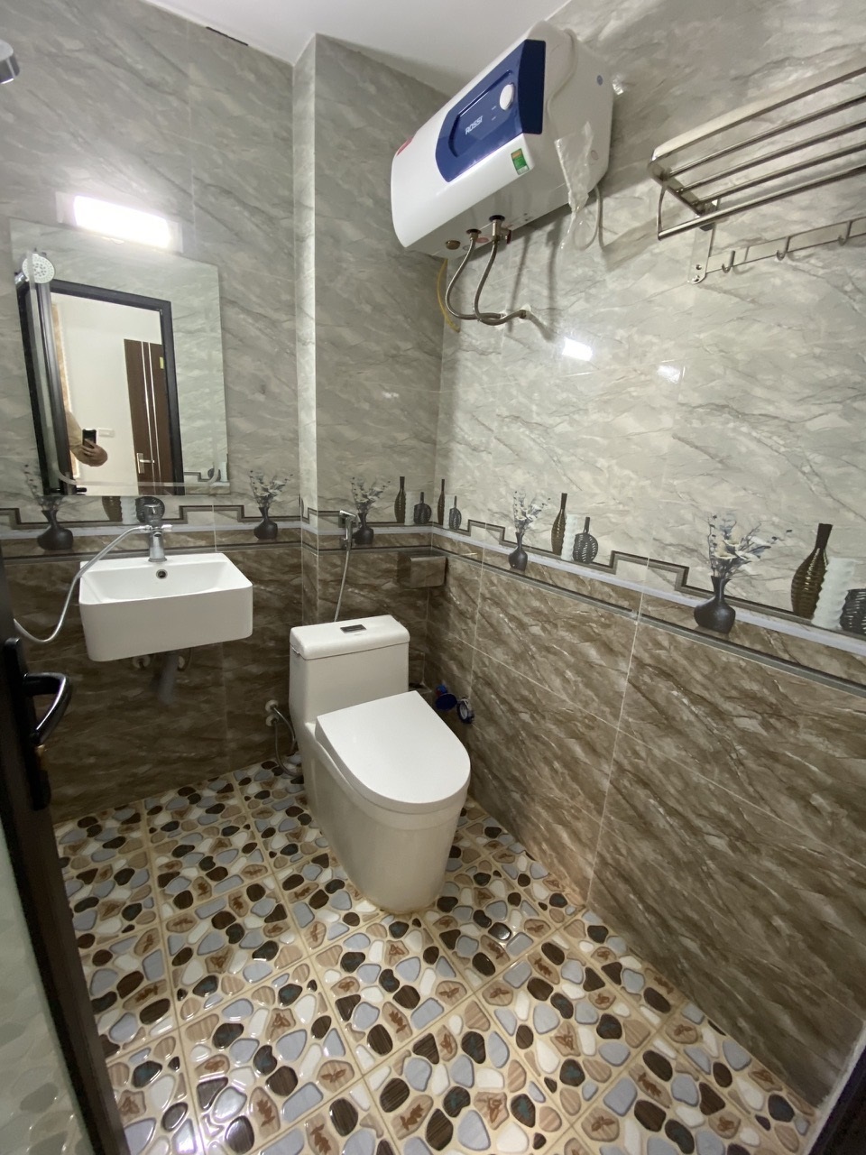 Phòng trọ Duplex 35m2 tại DH House Chính Kinh - Thanh Xuân - Phòng tắm
