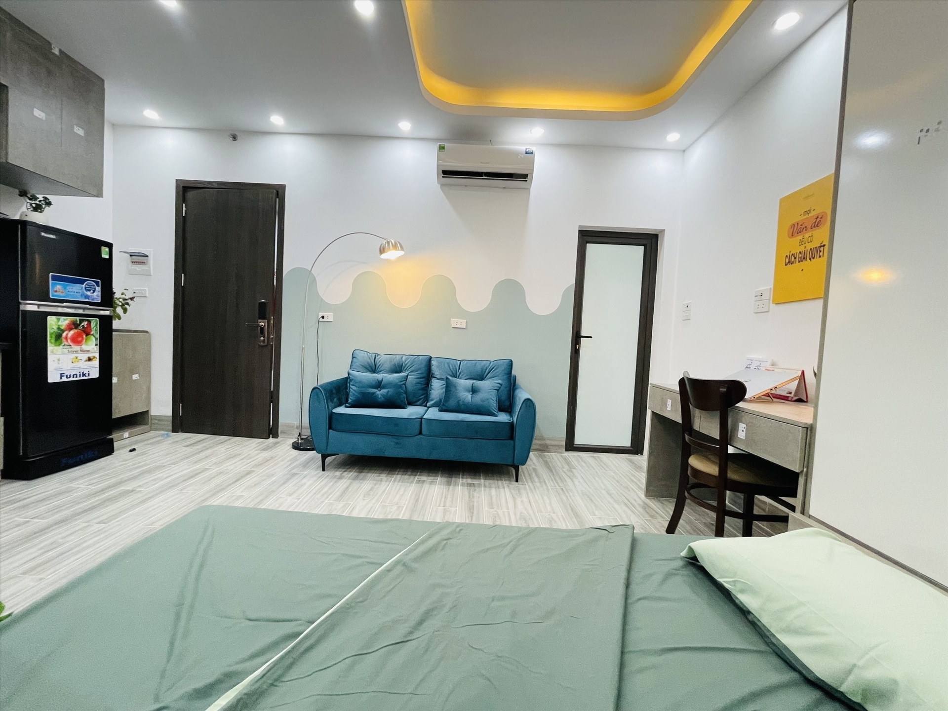 Phòng trọ Studio 30m2 tại Salahomes Nguyễn Thị Định - Cầu Giấy - Phòng khách