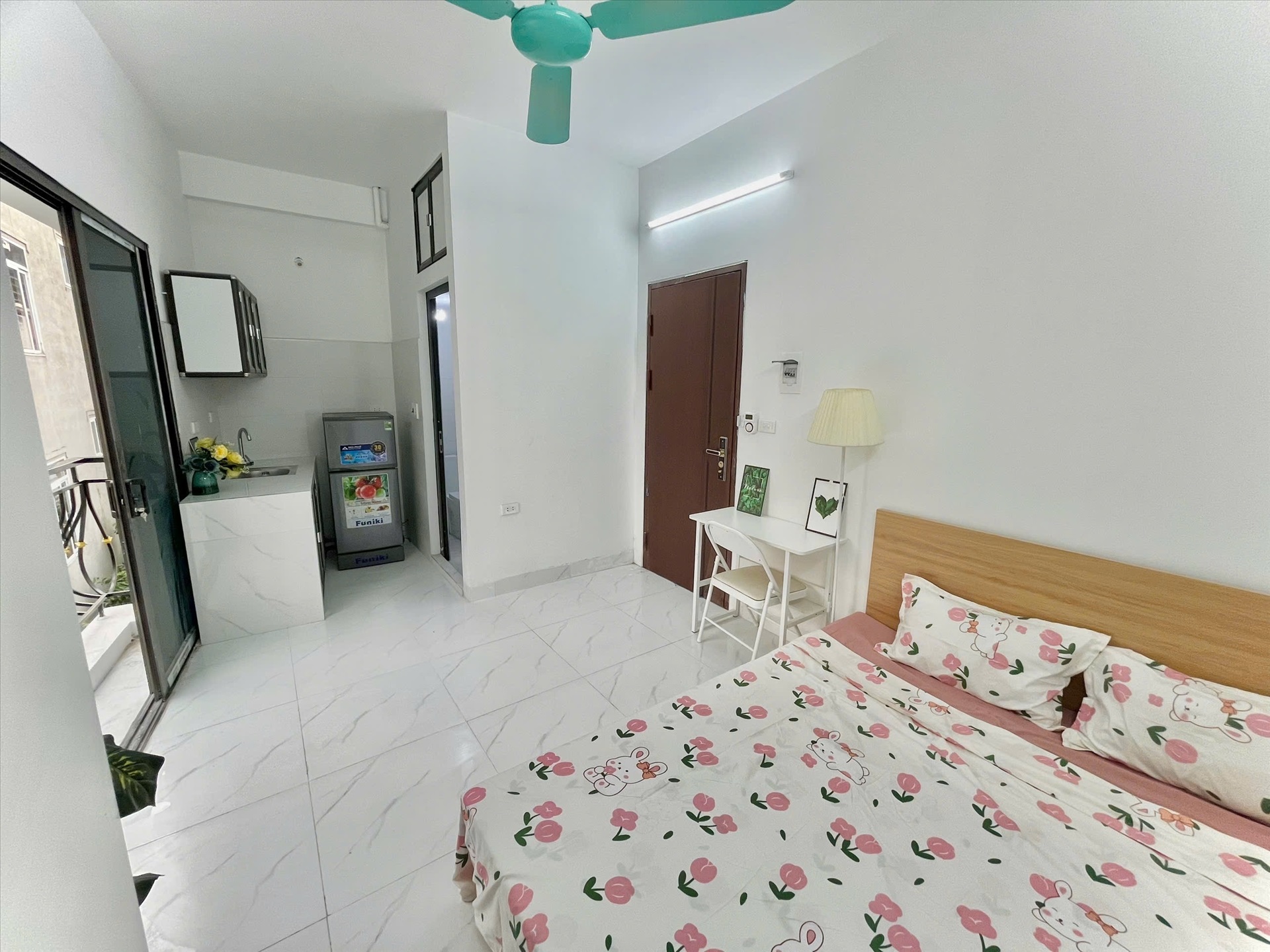 Phòng trọ Studio 25m2 tại Time House 1 Cổ Nhuế - Bắc Từ Liêm - Góc làm việc