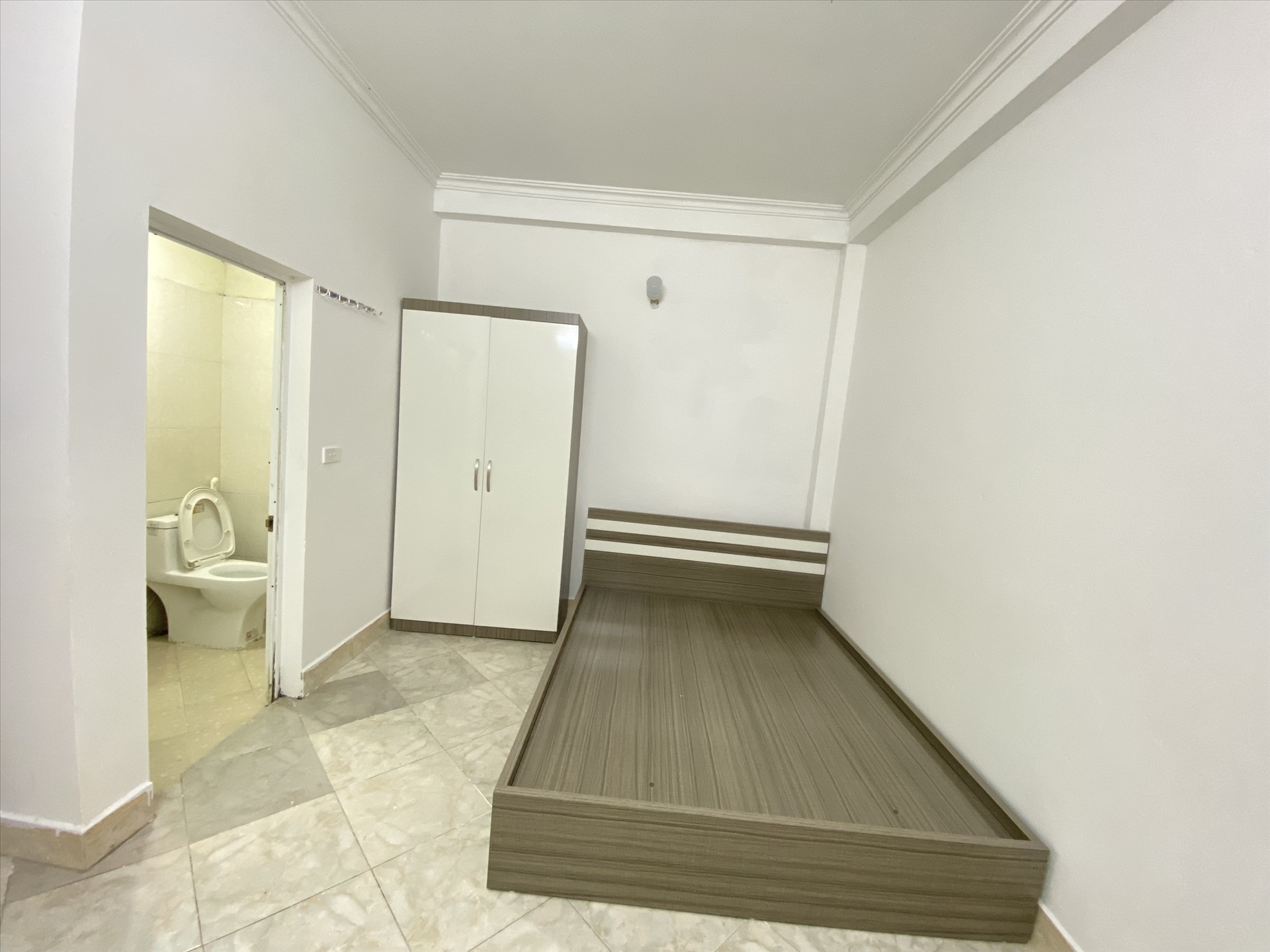 Phòng trọ 1 Phòng ngủ 20m2 tại TT House Pháo Đài Láng - Đống Đa - Phòng ngủ