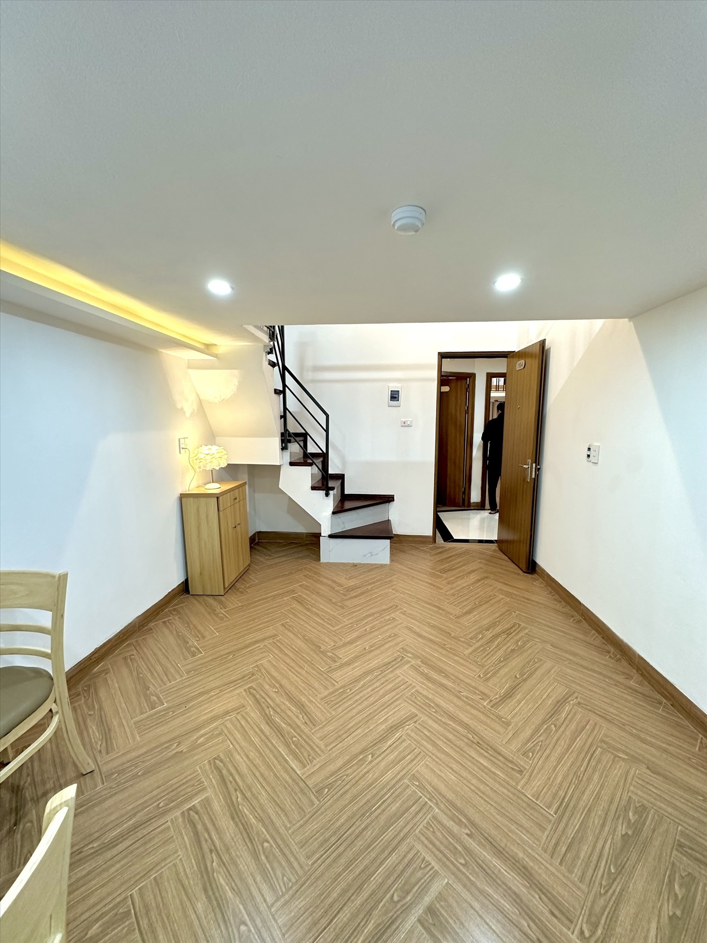 Phòng trọ Duplex 50m2 tại TT House Xuân Thủy - Cầu Giấy - Phòng khách