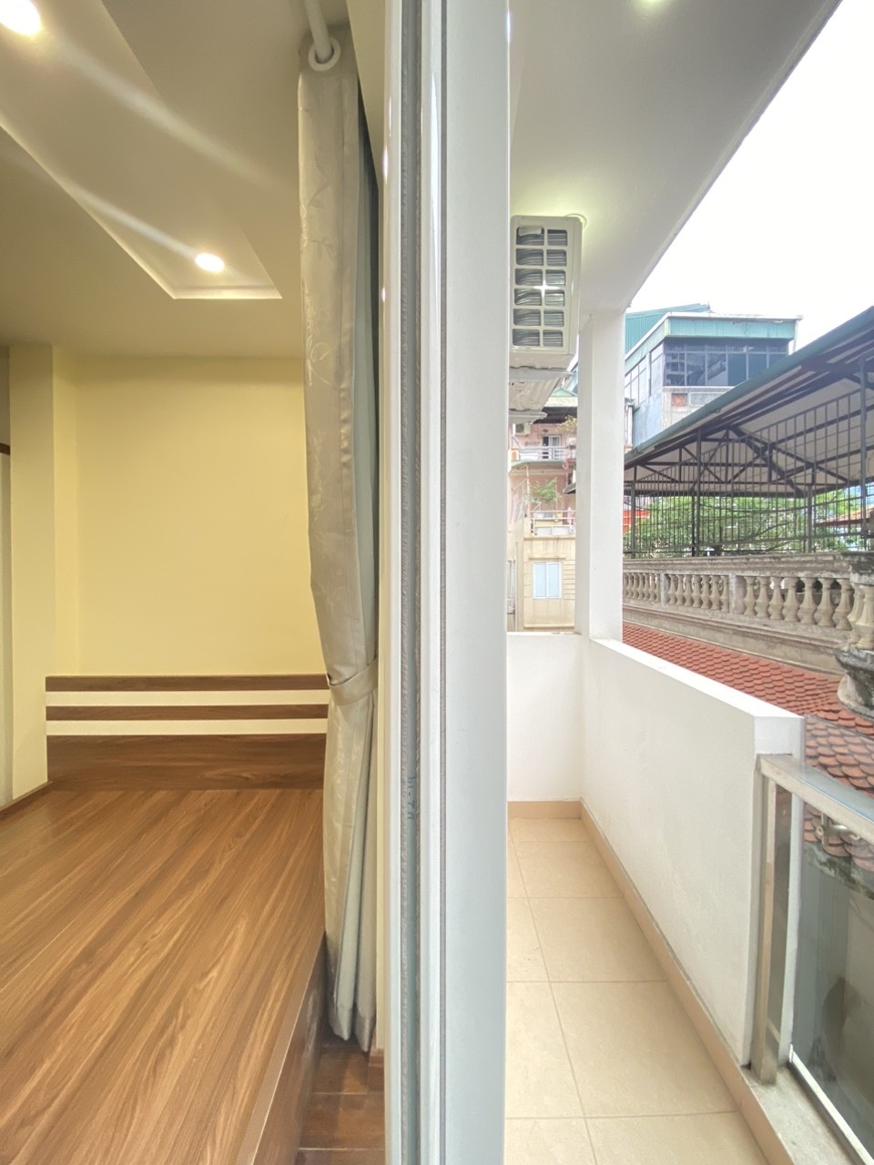 Phòng trọ 1 Phòng ngủ 32m2 tại 4PS Housing Láng Hạ - Ba Đình - Ban công