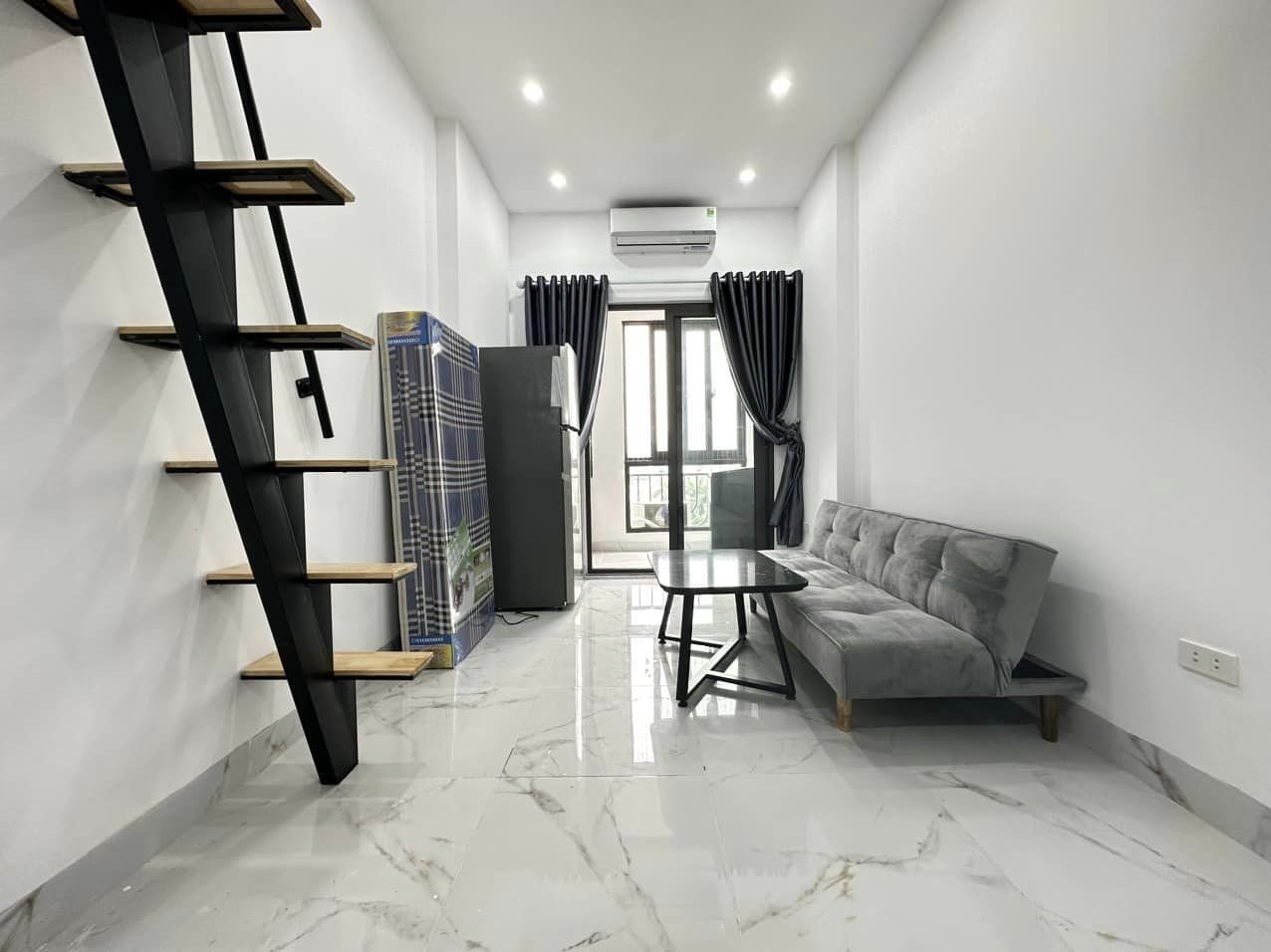 Phòng trọ Duplex 30m2 tại NV Home Đồng Me - Nam Từ Liêm - Phòng khách