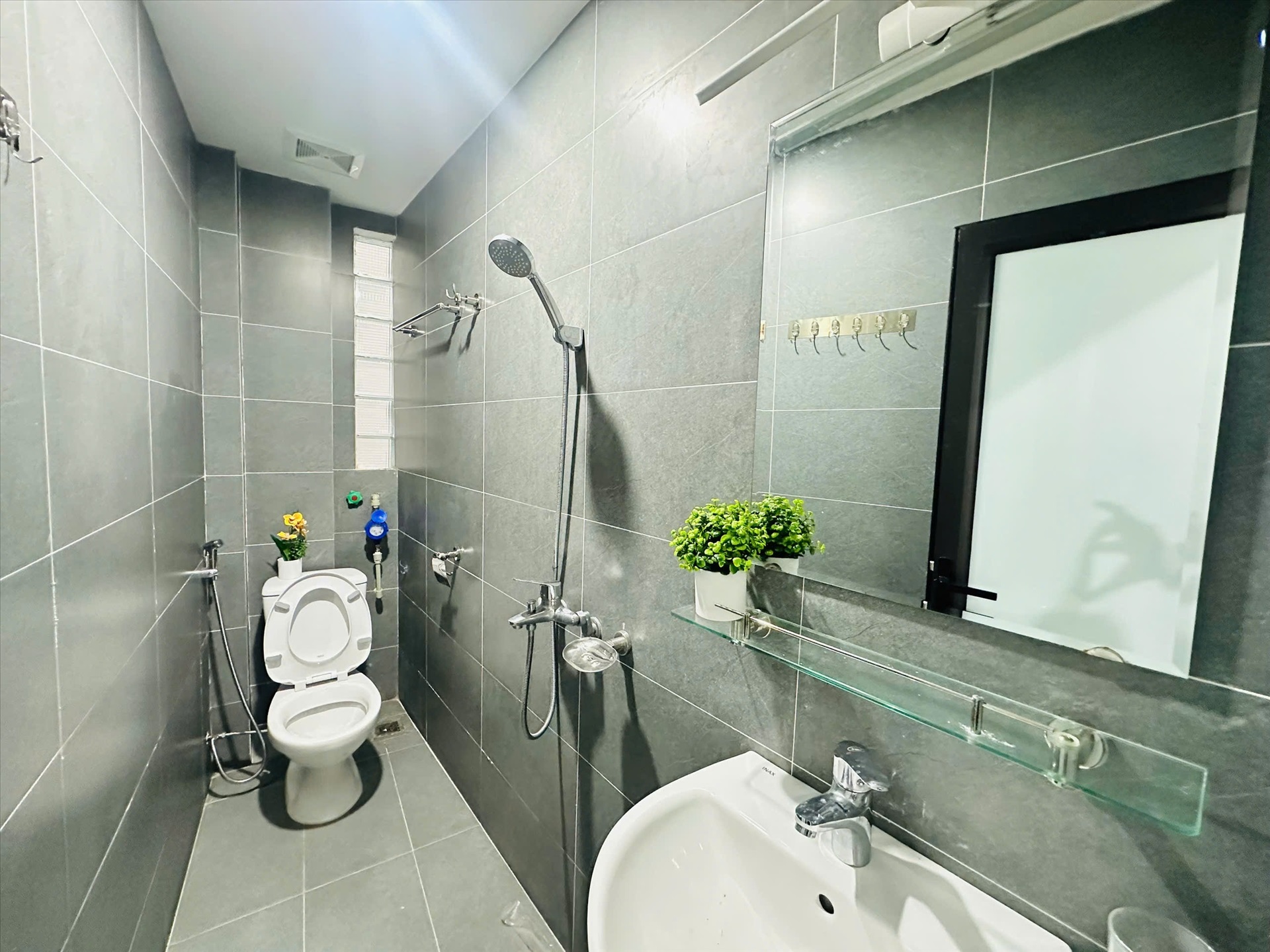 Phòng trọ Studio 20m2 tại NV Home B Thái Thịnh - Đống Đa - Phòng tắm