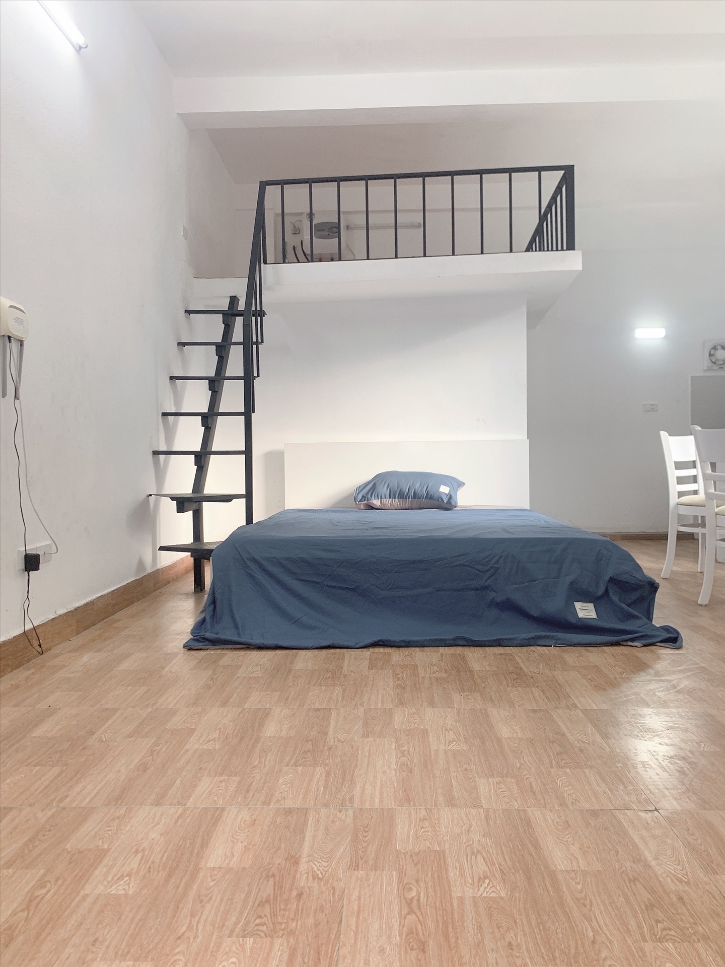 Phòng trọ Duplex 20m2 tại HappyHomes Dịch Vọng - Cầu Giấy - Phòng ngủ