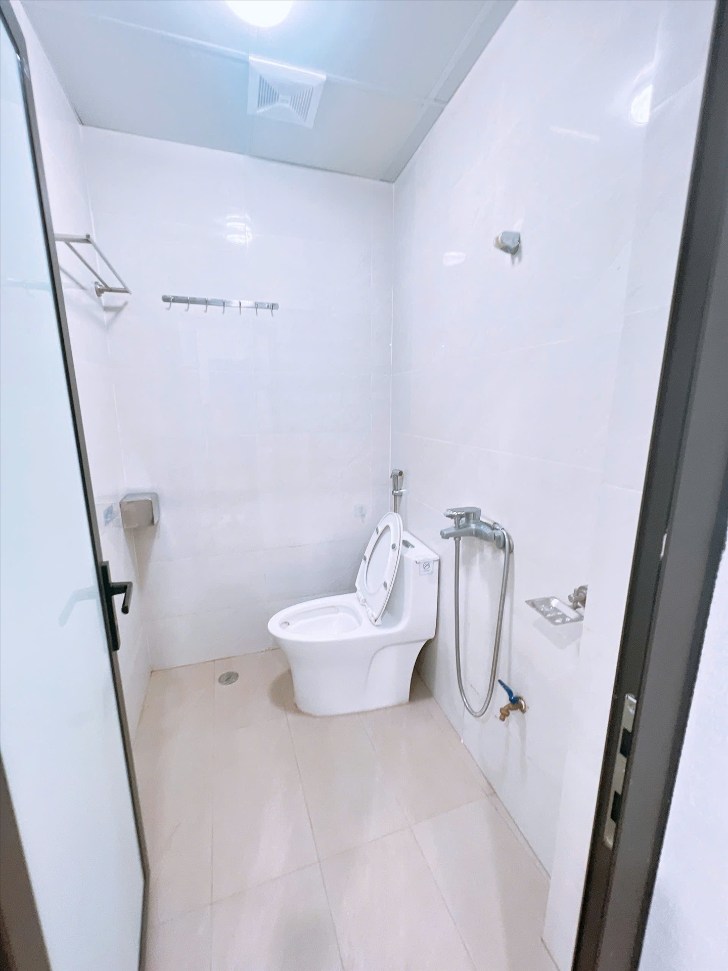 Phòng trọ 1 Phòng ngủ 28m2 tại Happyhomes Hồ Tùng Mậu - Cầu Giấy - Phòng tắm