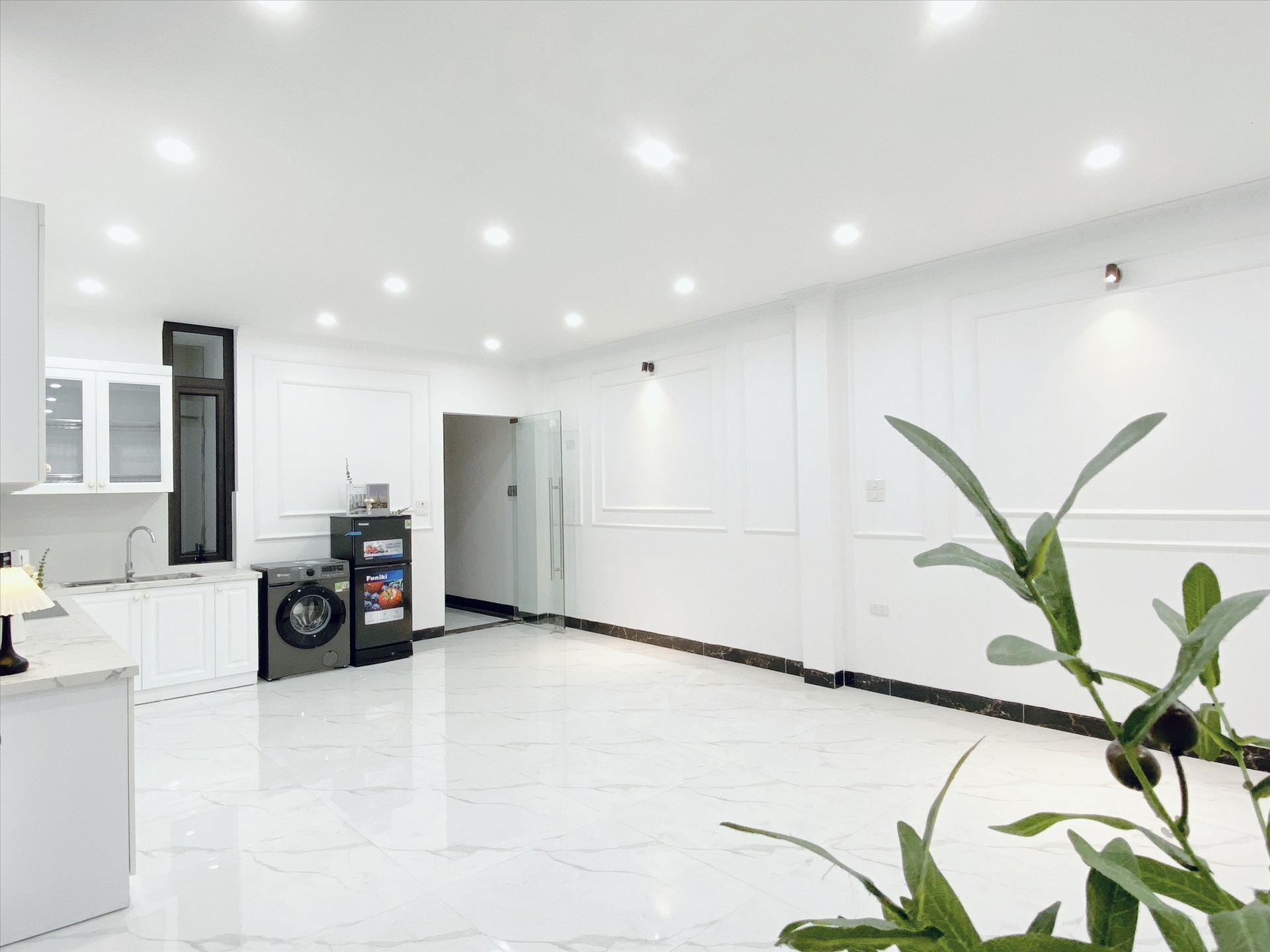 Phòng trọ 2 Phòng ngủ 90m2 tại Suha Home Lê Văn Lương - Thanh Xuân - Phòng khách