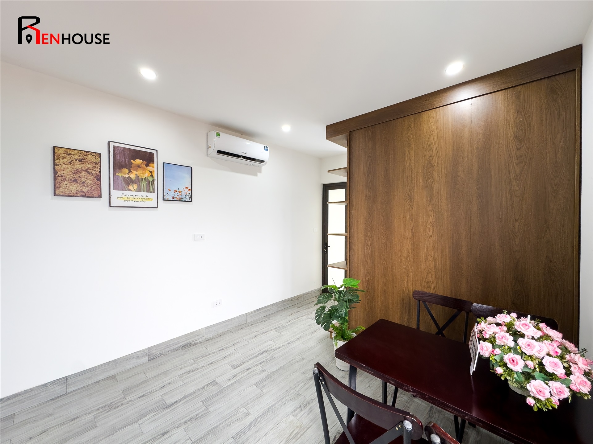 Phòng trọ Studio 30m2 tại RenHouse An Dương Vương 2 - Tây Hồ - Phòng bếp