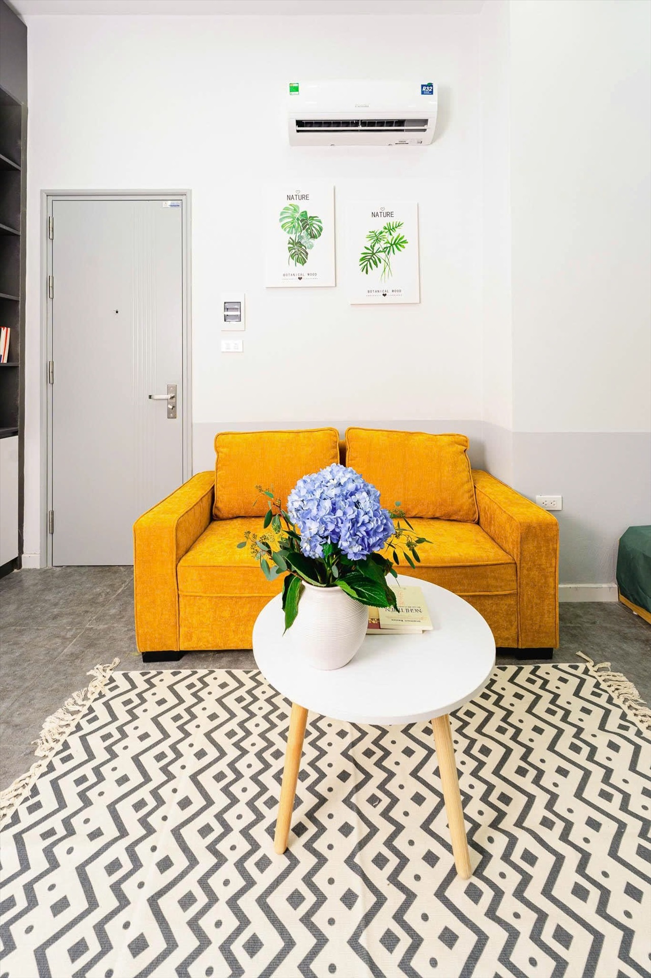 Phòng trọ Studio 20m2 tại Airstay Lê Quý Đôn - Hai Bà Trưng - Phòng khách
