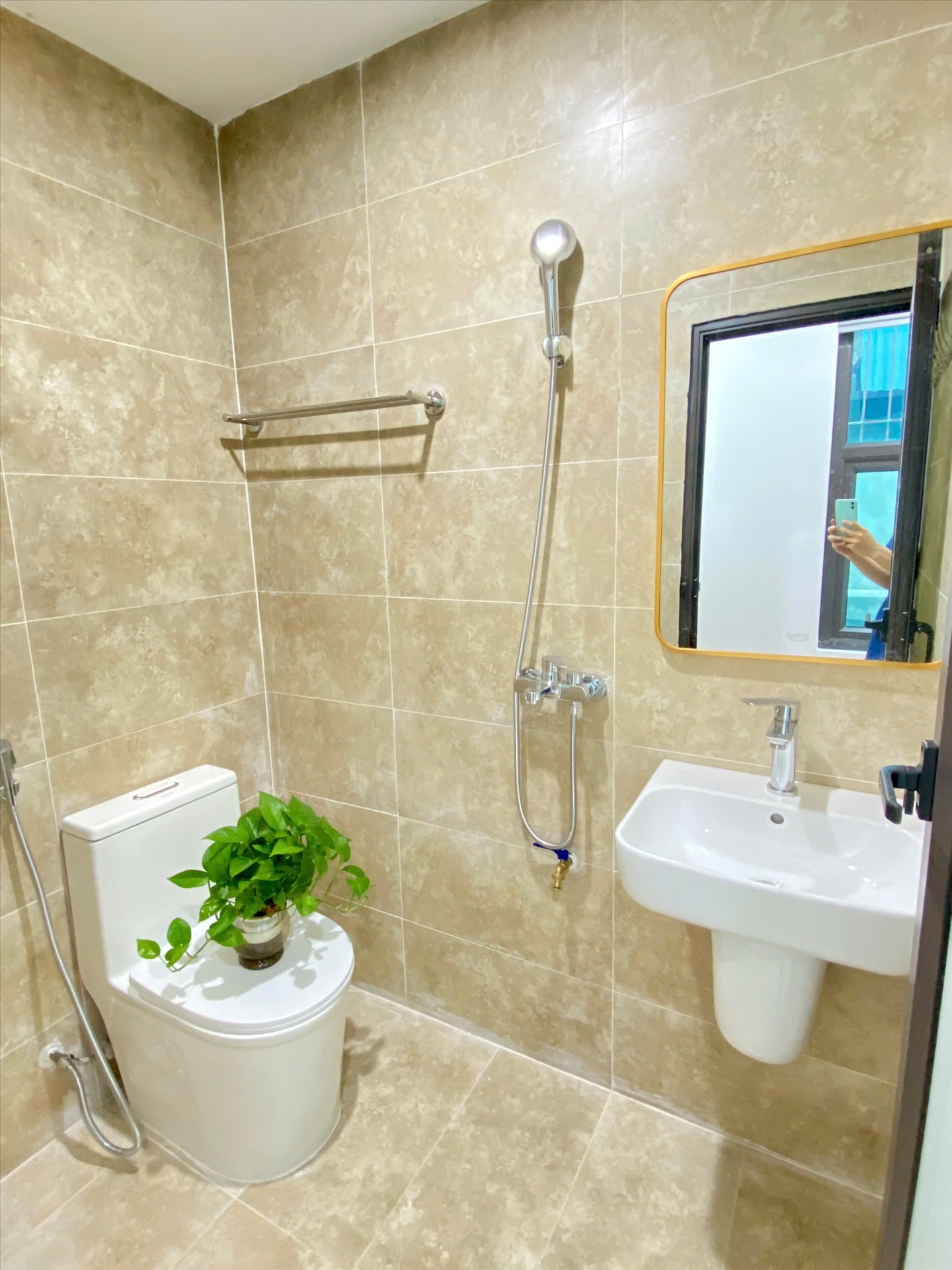 Phòng trọ Studio 20m2 tại Suha Home Nguyễn Trãi - Thanh Xuân - Phòng tắm