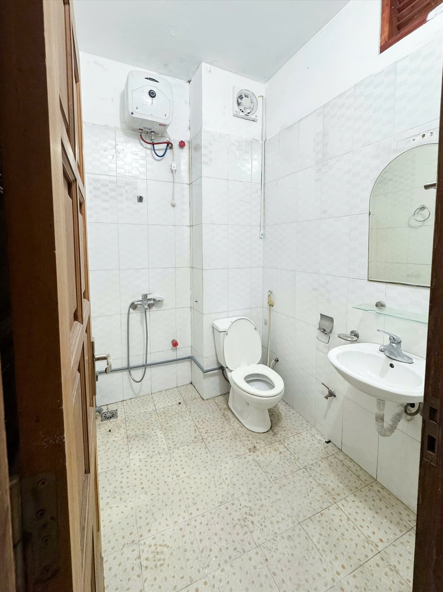 Phòng trọ Studio 25m2 tại Friends Team Nguyễn Xiển - Thanh Xuân - Phòng tắm