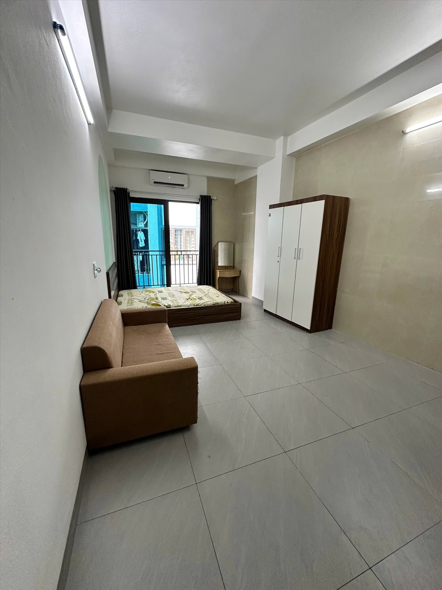 Phòng trọ Studio 40m2 tại VNFI House 2 Mỹ Đình - Nam Từ Liêm - Phòng khách