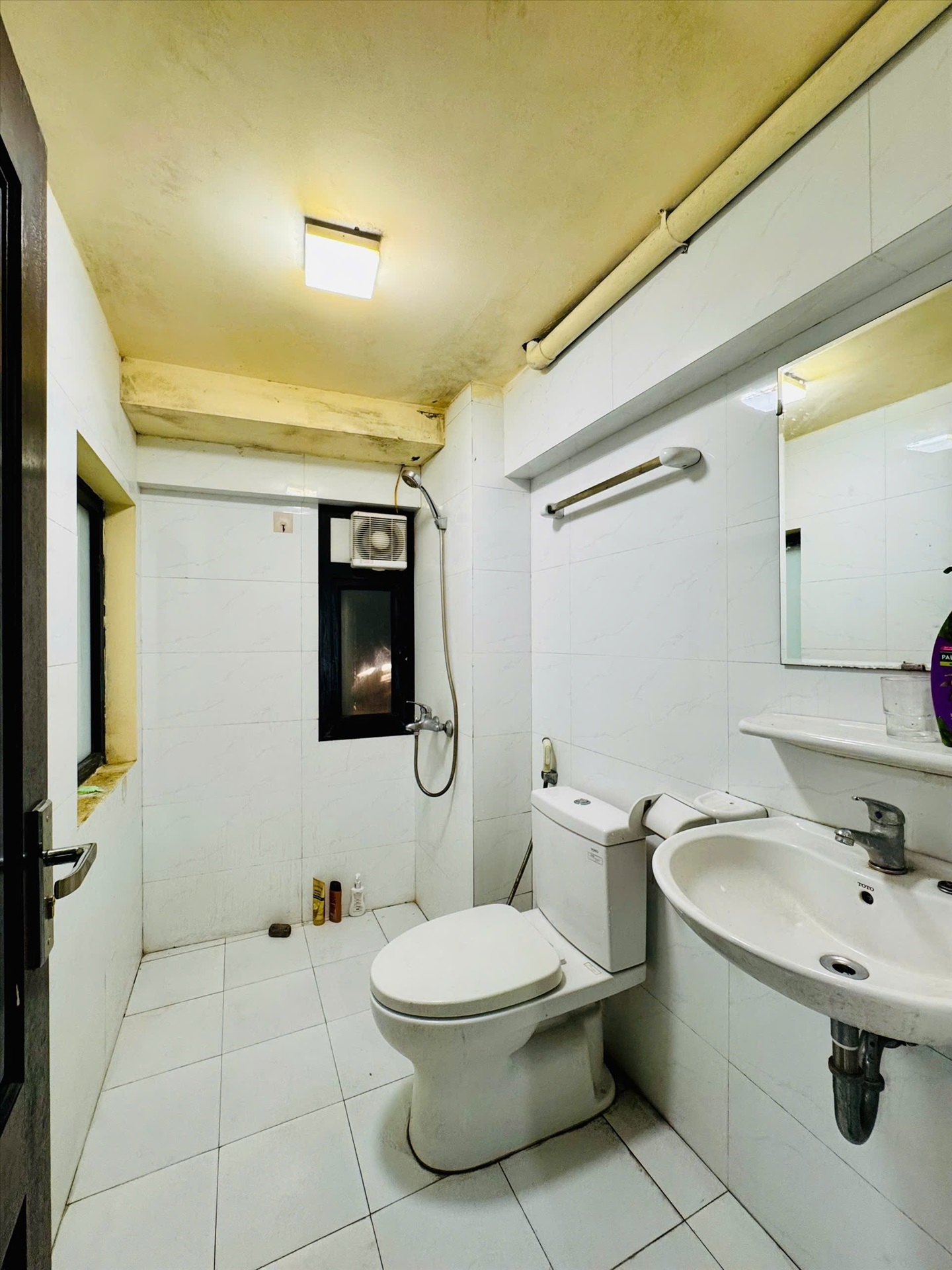 Phòng trọ Studio 30m2 tại Salahomes Đình Thôn - Nam Từ Liêm - Phòng tắm