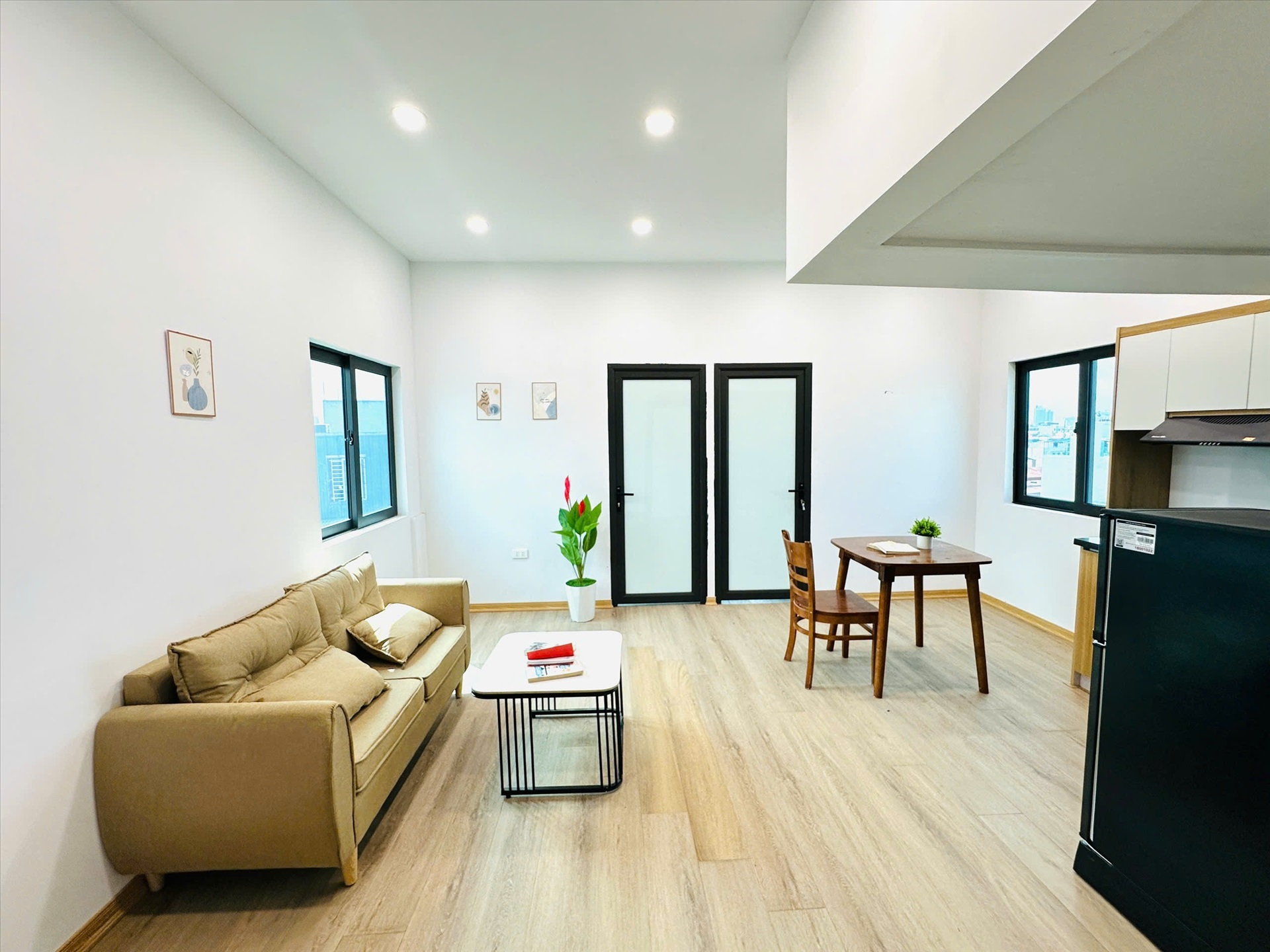 Phòng trọ 2 Phòng ngủ 45m2 tại NV Home 1 Xã Đàn - Đống Đa - Phòng khách