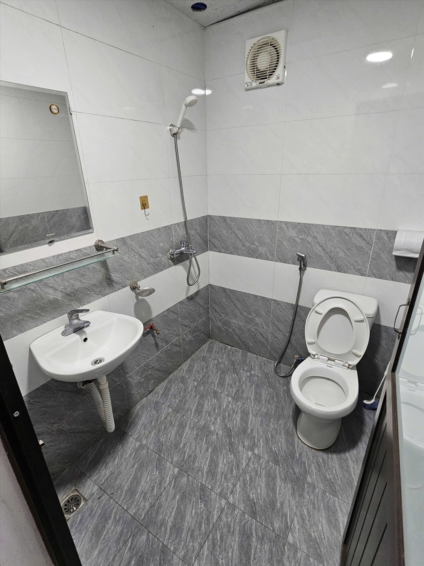 Phòng trọ Studio 30m2 tại Timehouse Nguyễn Đạo An - Bắc Từ Liêm - Phòng tắm
