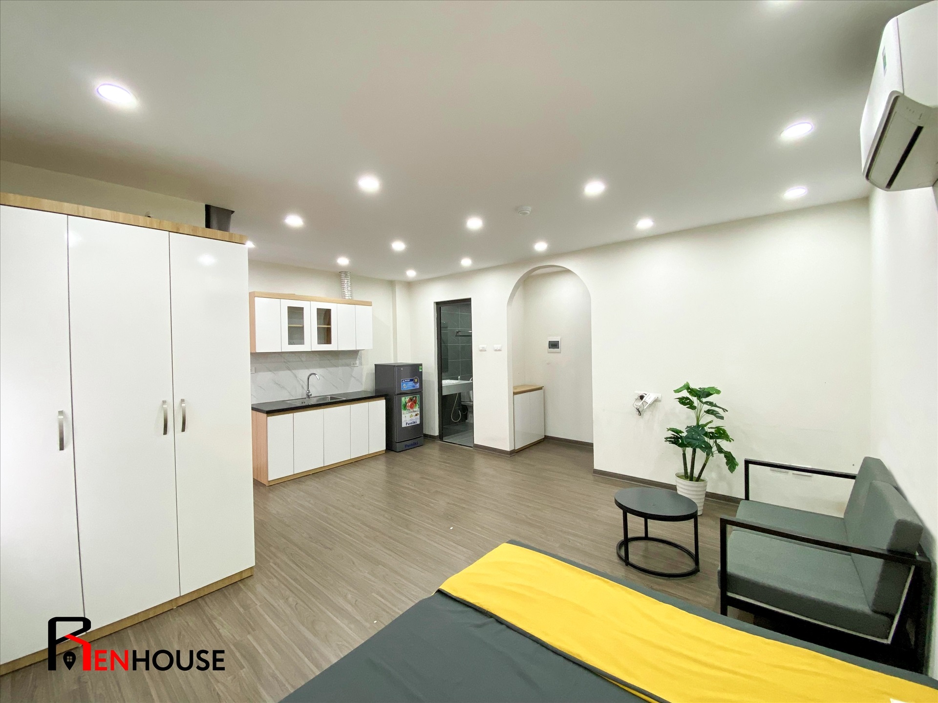 Phòng trọ Studio 32m2 tại RenHouse 2 Trần Thái Tông - Cầu Giấy - Phòng bếp