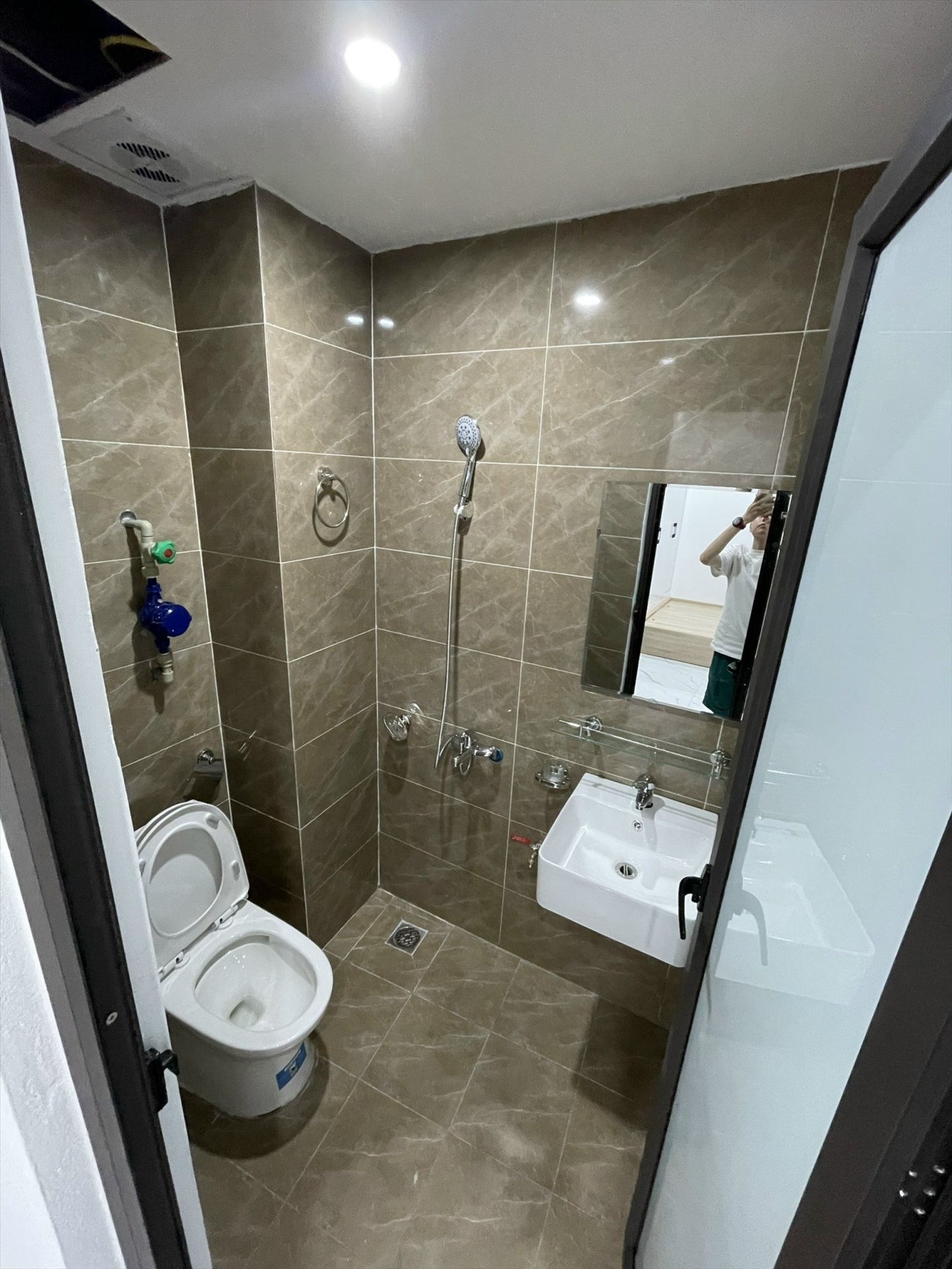 Phòng trọ Studio 18m2 tại HY Home 1 Xuân Đỉnh - Bắc Từ Liêm - Phòng tắm