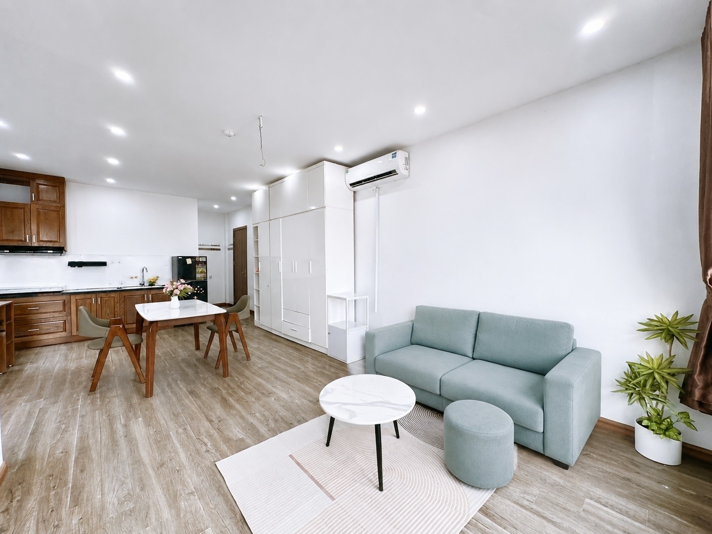 Phòng trọ 2 Phòng ngủ 40m2 tại Happyhomes 2 Lạc Long Quân - Tây Hồ - Phòng khách