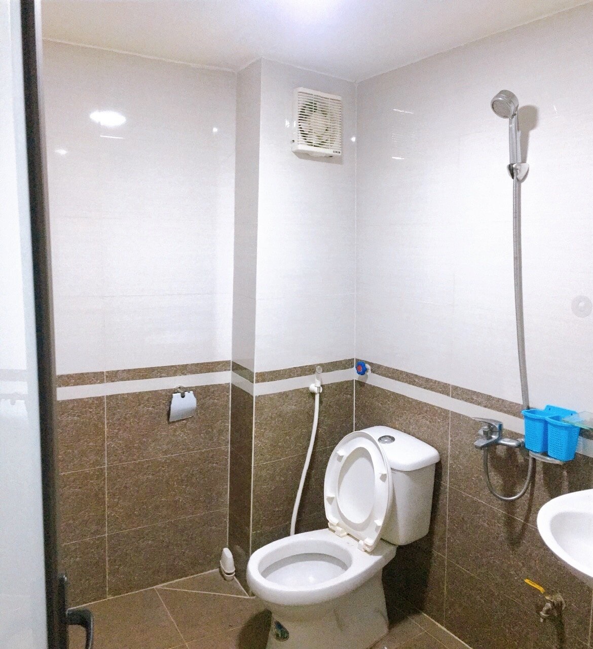 Phòng trọ Duplex 22m2 tại Happyhomes 3 Cổ Nhuế - Bắc Từ Liêm - Phòng tắm