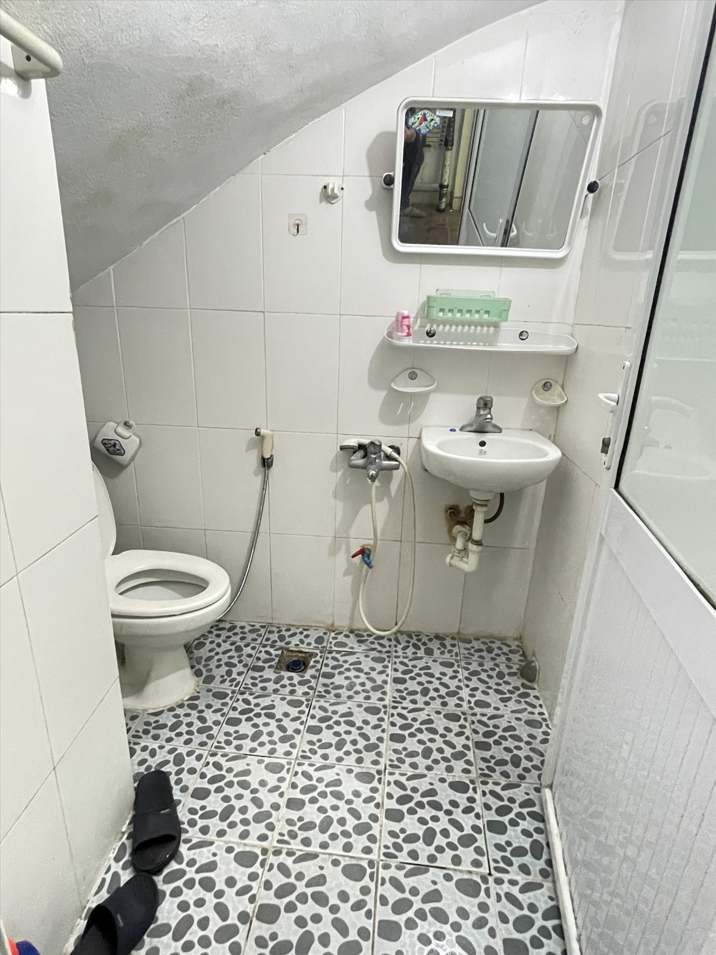 Phòng trọ Studio 22m2 tại HappyHomes Cầu Giấy - Cầu Giấy - Phòng tắm