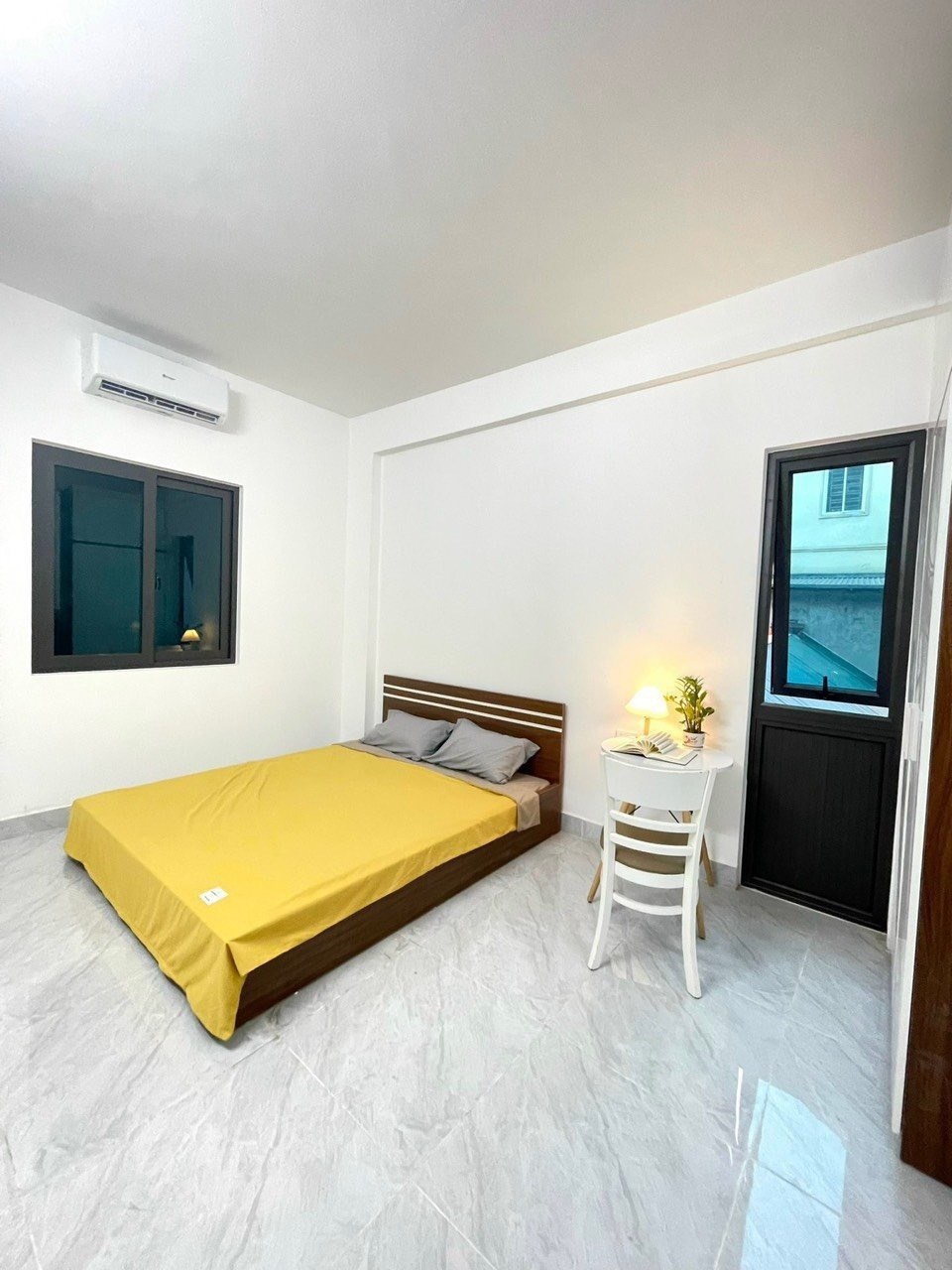 Phòng trọ Studio 23m2 tại Happyhomes 1 Trần Cung - Bắc Từ Liêm - Phòng khách