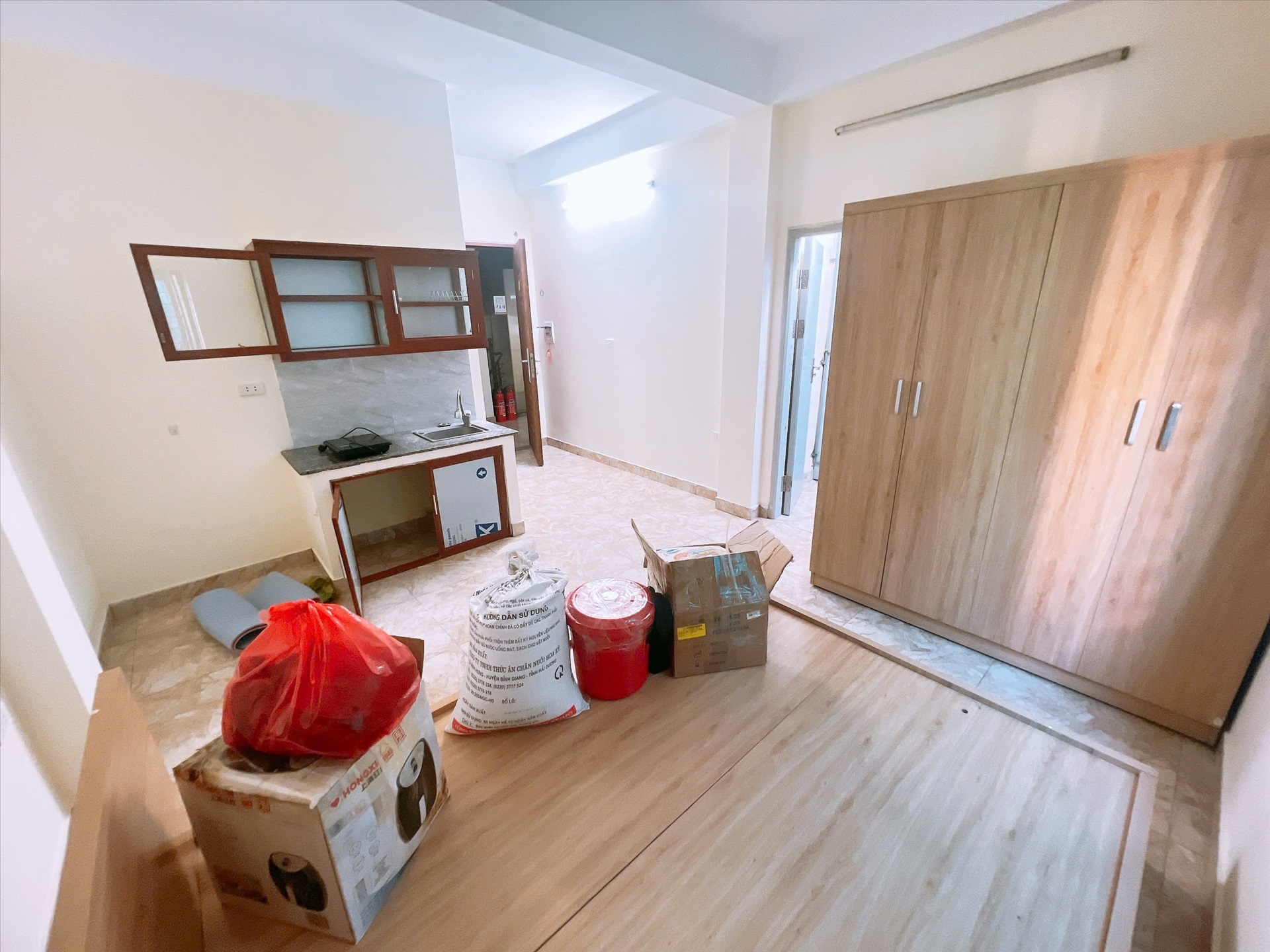 Phòng trọ Studio 22m2 tại Happyhomes 3 Lạc Long Quân - Tây Hồ - Phòng bếp
