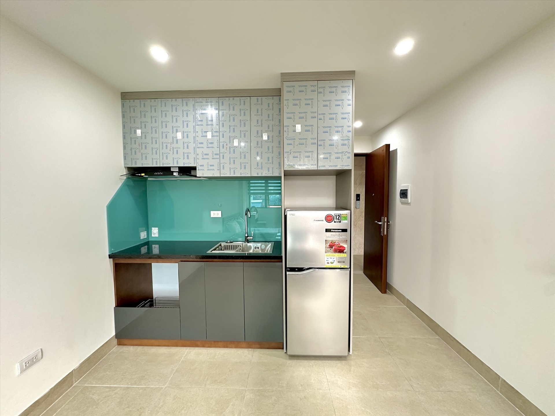 Phòng trọ Studio 30m2 tại TT House 2 Đường Láng - Đống Đa - Phòng bếp
