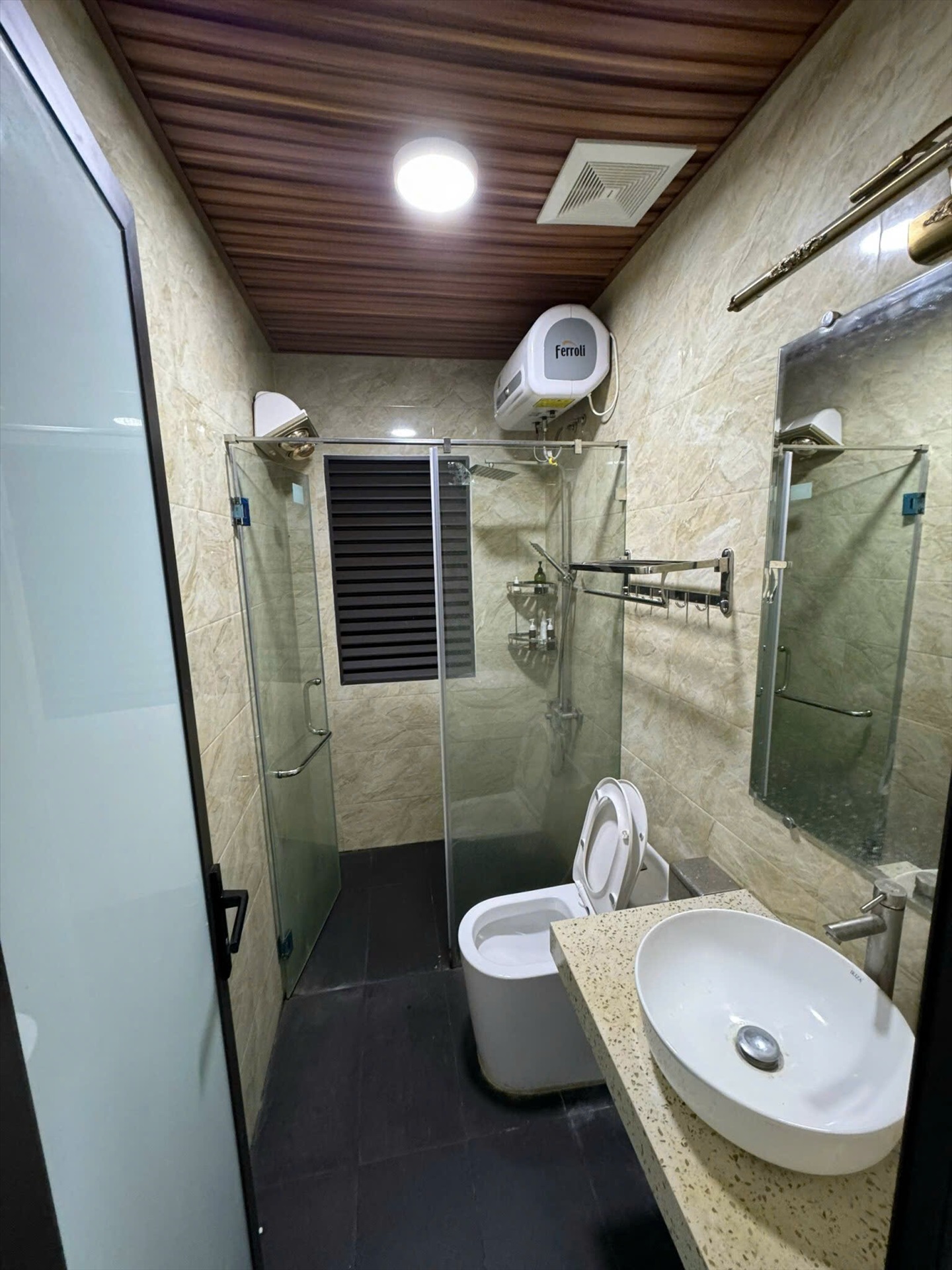 Phòng trọ 2 Phòng ngủ 60m2 tại Airstay Giáp Bát - Hoàng Mai - Phòng tắm