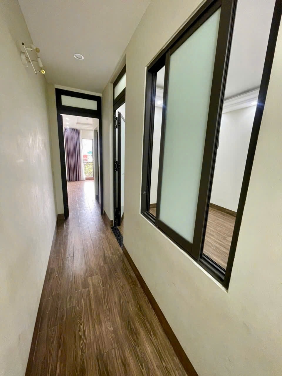 Phòng trọ 2 Phòng ngủ 60m2 tại Airstay Giáp Bát - Hoàng Mai - Phòng khách
