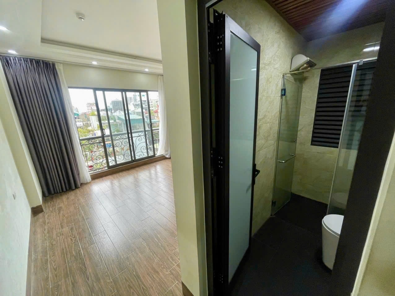 Phòng trọ 2 Phòng ngủ 60m2 tại Airstay Giáp Bát - Hoàng Mai - Phòng khách