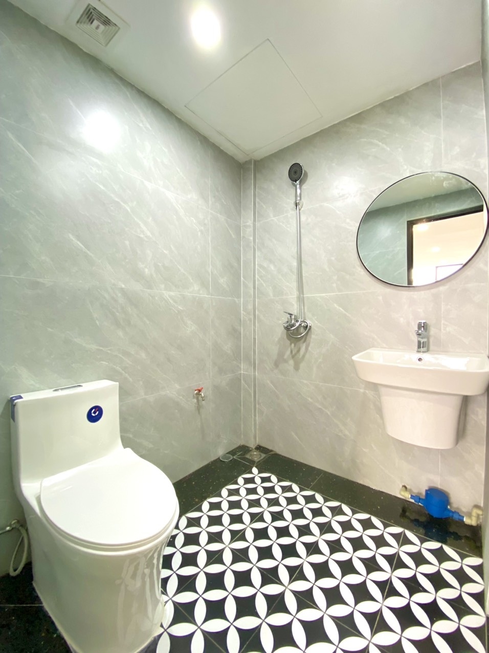 Phòng trọ Duplex 25m2 tại 4PS Housing Bạch Đằng - Hai Bà Trưng - Phòng tắm