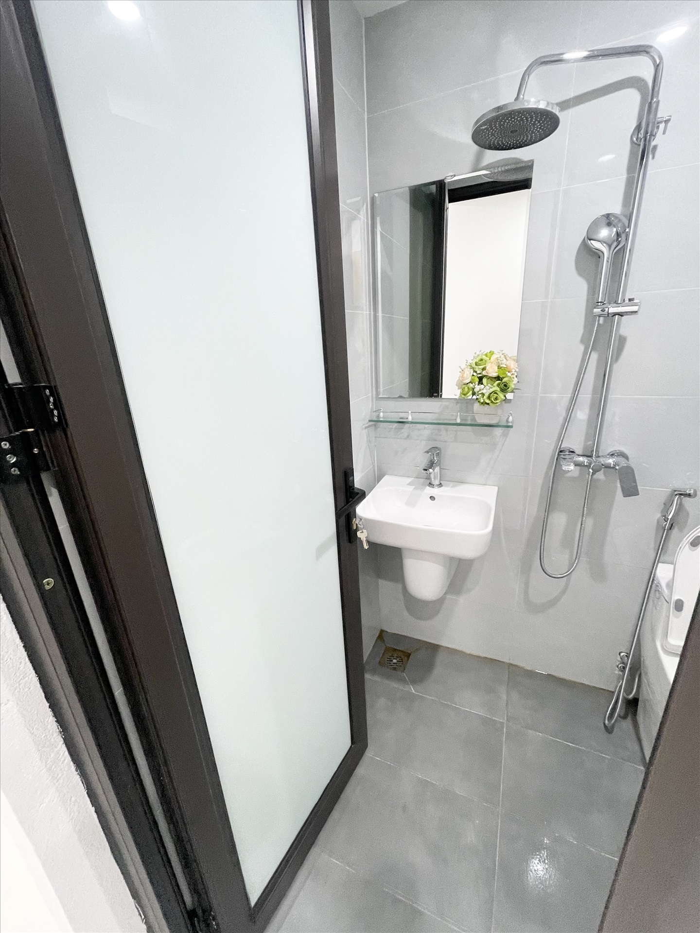 Phòng trọ 1 Phòng ngủ 28m2 tại Friends Team Vương Thừa Vũ - Thanh Xuân - Phòng tắm