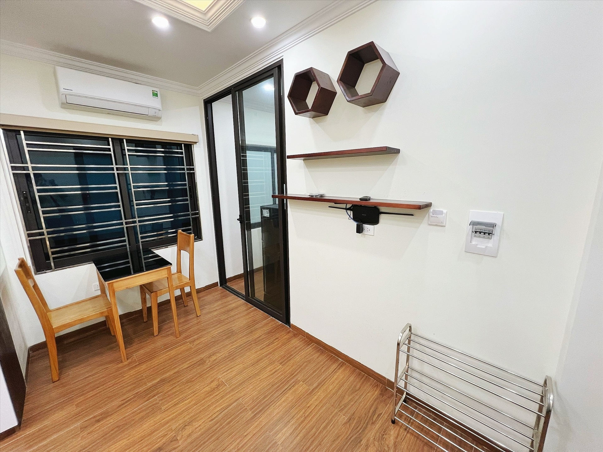 Phòng trọ Studio 26m2 tại NV Home Mỹ Đình - Nam Từ Liêm - Phòng khách