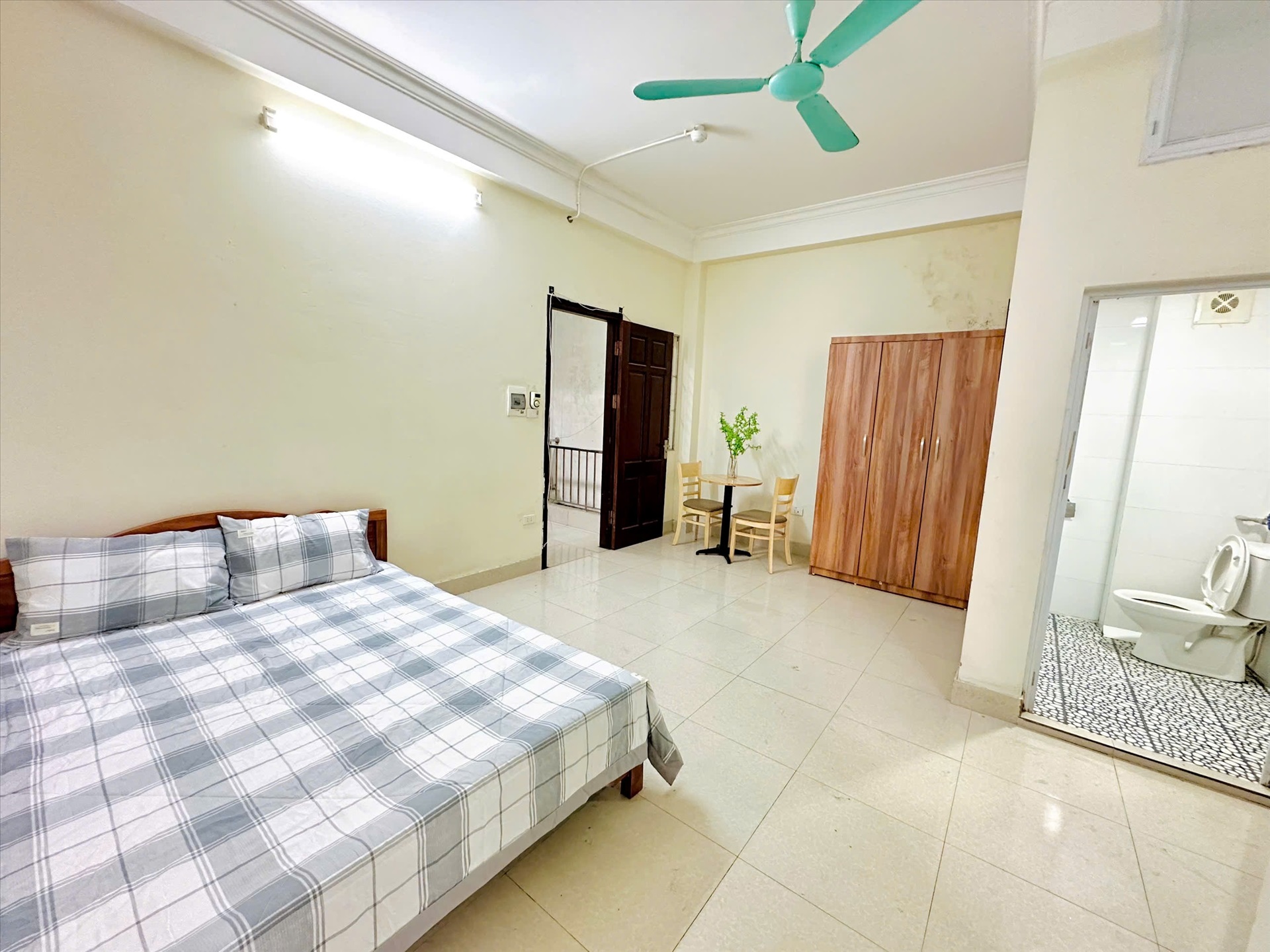 Phòng trọ Studio 25m2 tại TT House 2 Trung Kính - Cầu Giấy - Phòng ngủ