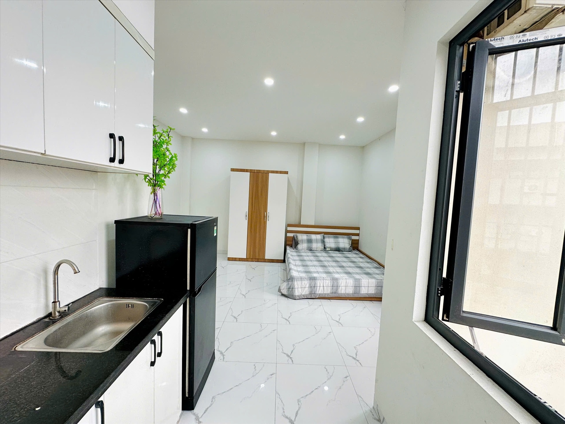 Phòng trọ TT House 2 Chùa Láng - Đống Đa - Phòng (*)