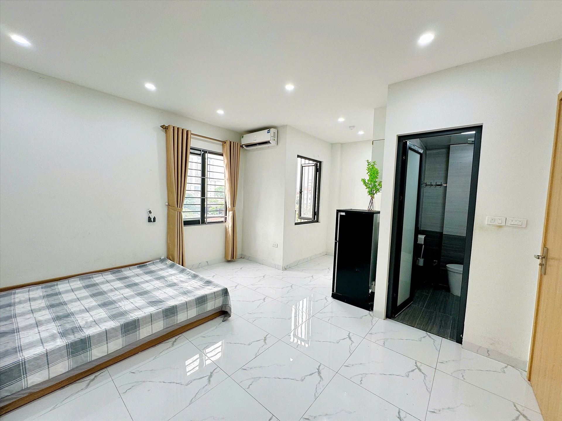 Phòng trọ TT House 2 Chùa Láng - Đống Đa - Phòng (*)