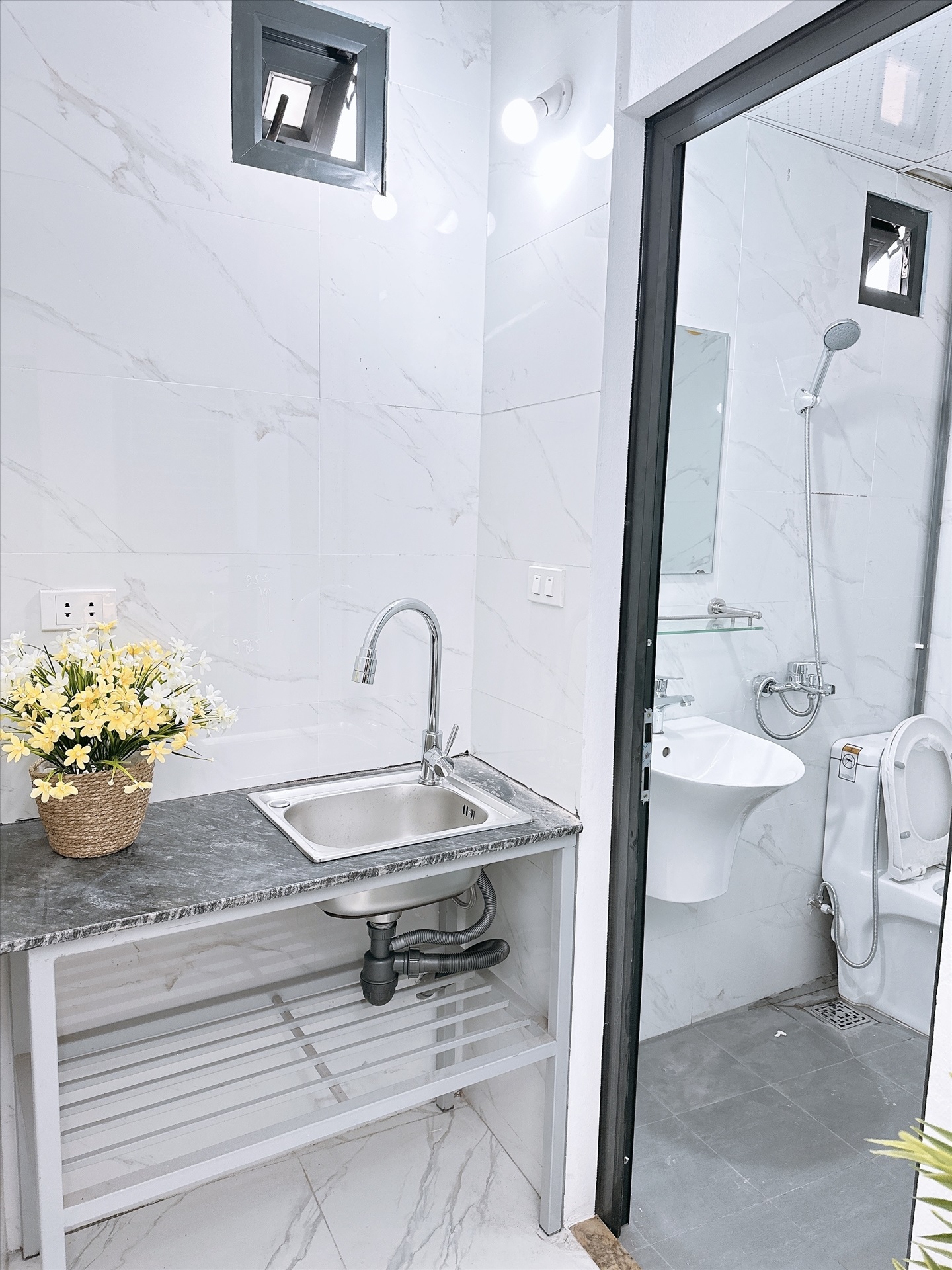 Phòng trọ Studio 22m2 tại Happyhomes 4 Cổ Nhuế - Bắc Từ Liêm - Phòng bếp